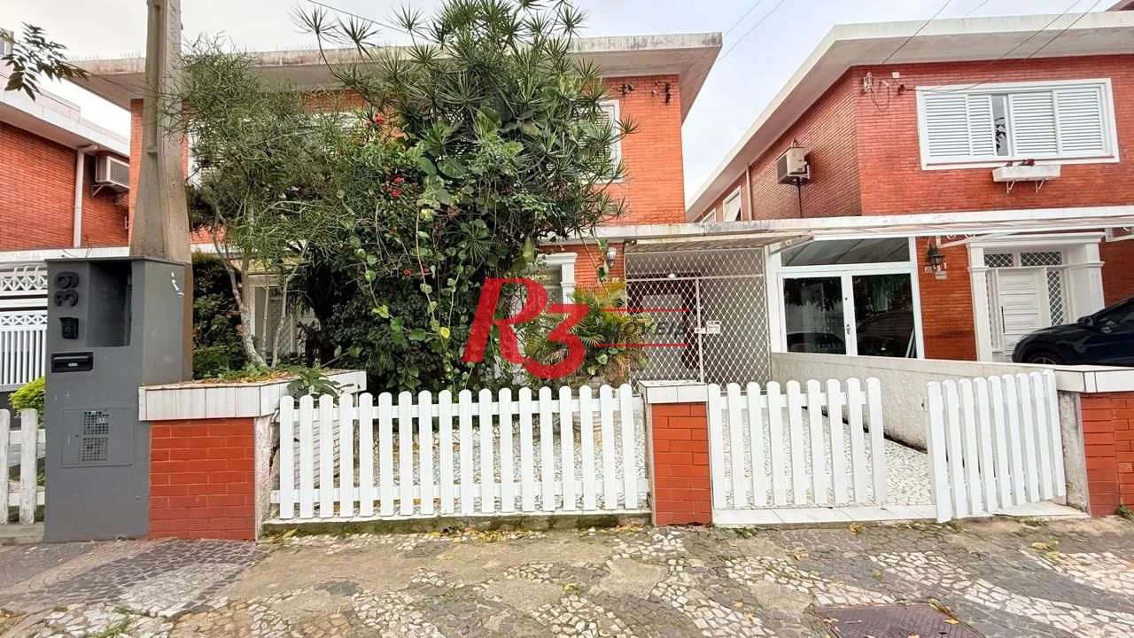 Casa com 3 dormitórios à venda, 176 m² por R$ 1.600.000,00 - Ponta da Praia - Santos/SP