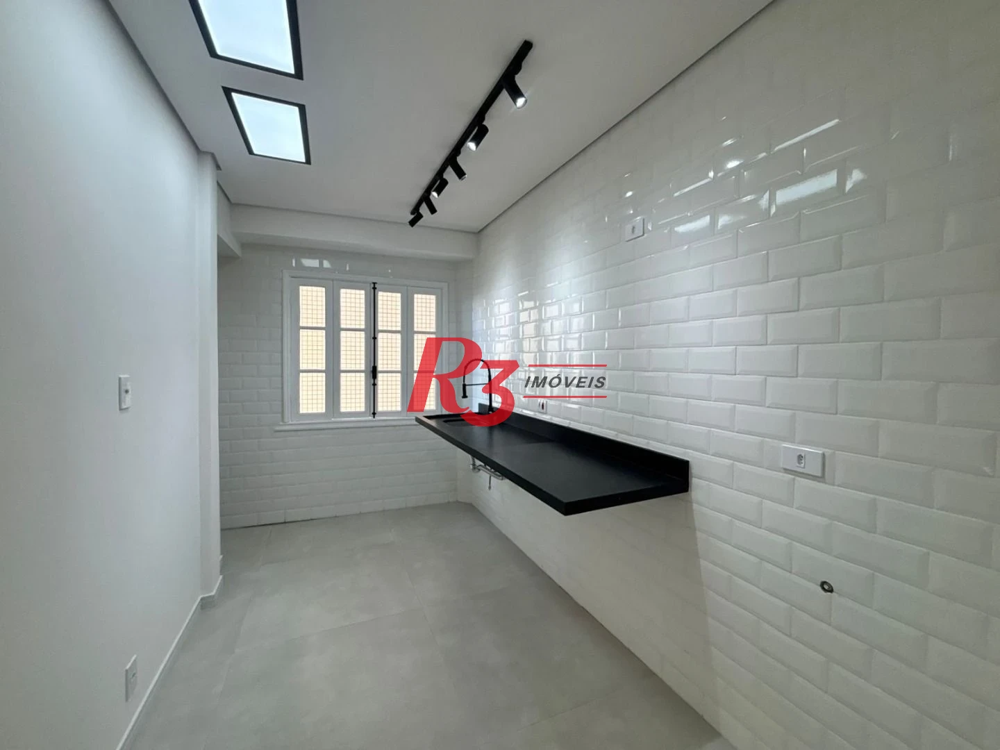 Apartamento à venda, 83 m² por R$ 780.000,00 - Gonzaga - Santos/SP