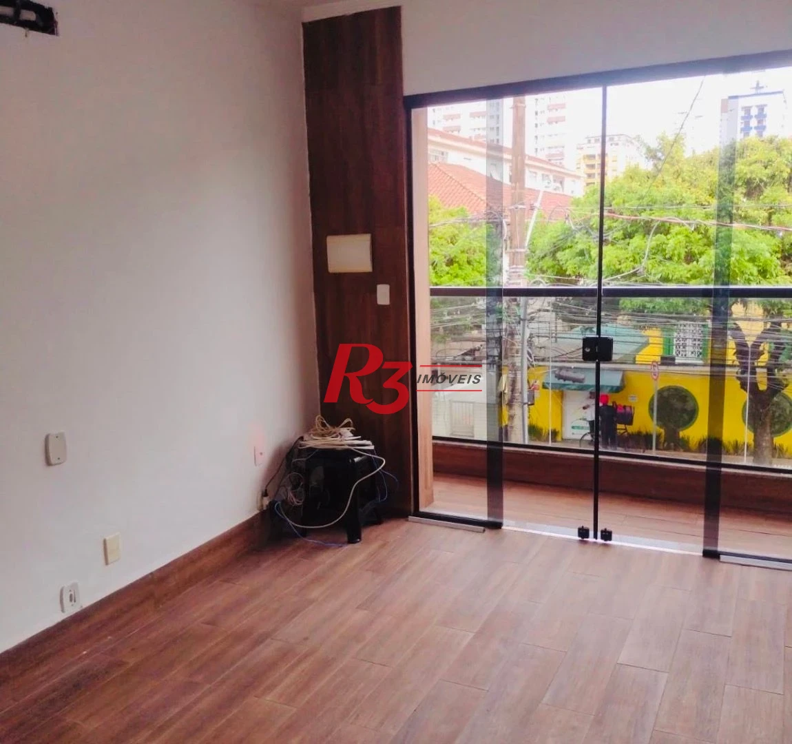Sobrado com 2 dormitórios à venda, 240 m² por R$ 1.910.000,00 - Gonzaga - Santos/SP