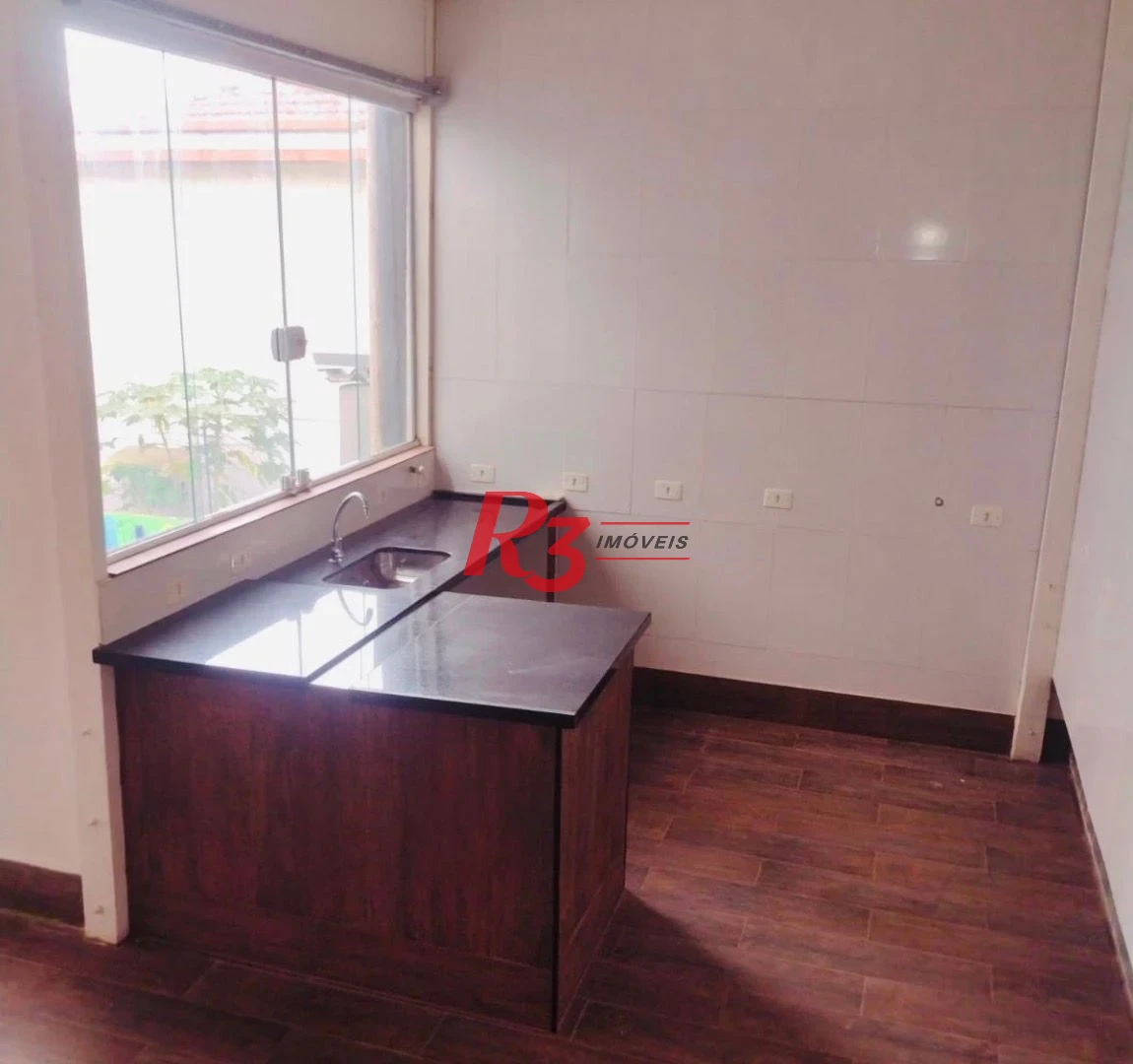 Sobrado com 2 dormitórios à venda, 240 m² por R$ 1.910.000,00 - Gonzaga - Santos/SP