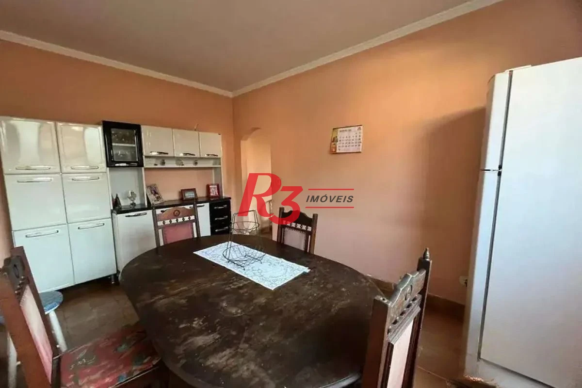 Sobrado com 3 dormitórios à venda, 200 m² por R$ 800.000,00 - Santa Maria - Santos/SP