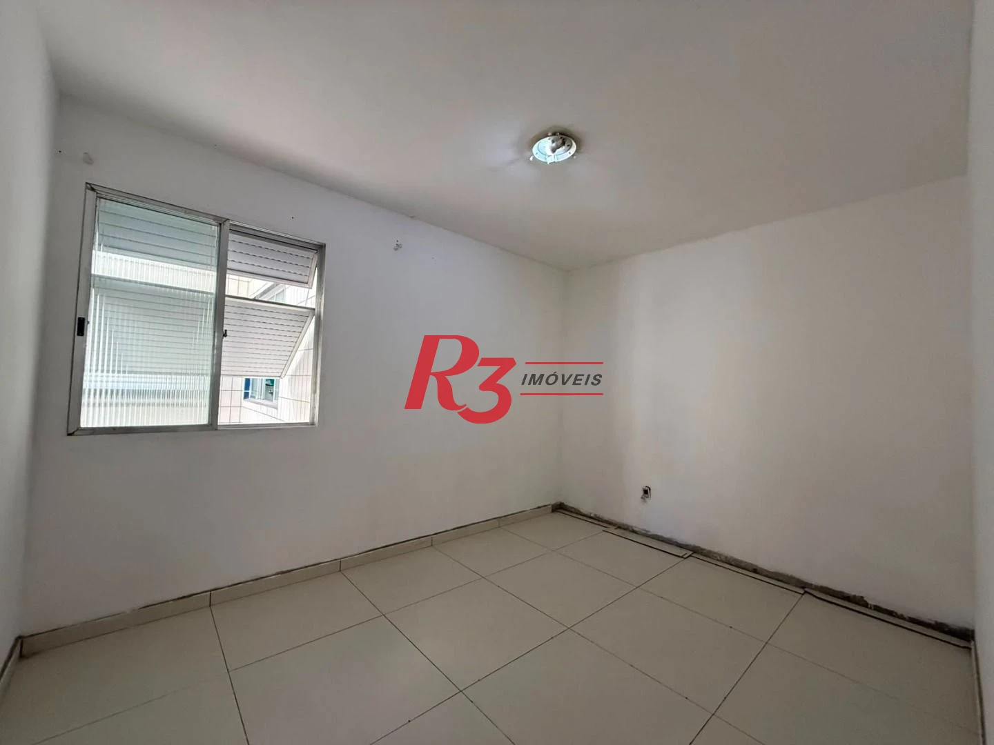 Apartamento com 2 dormitórios para alugar, 65 m² - Boqueirão - Santos/SP