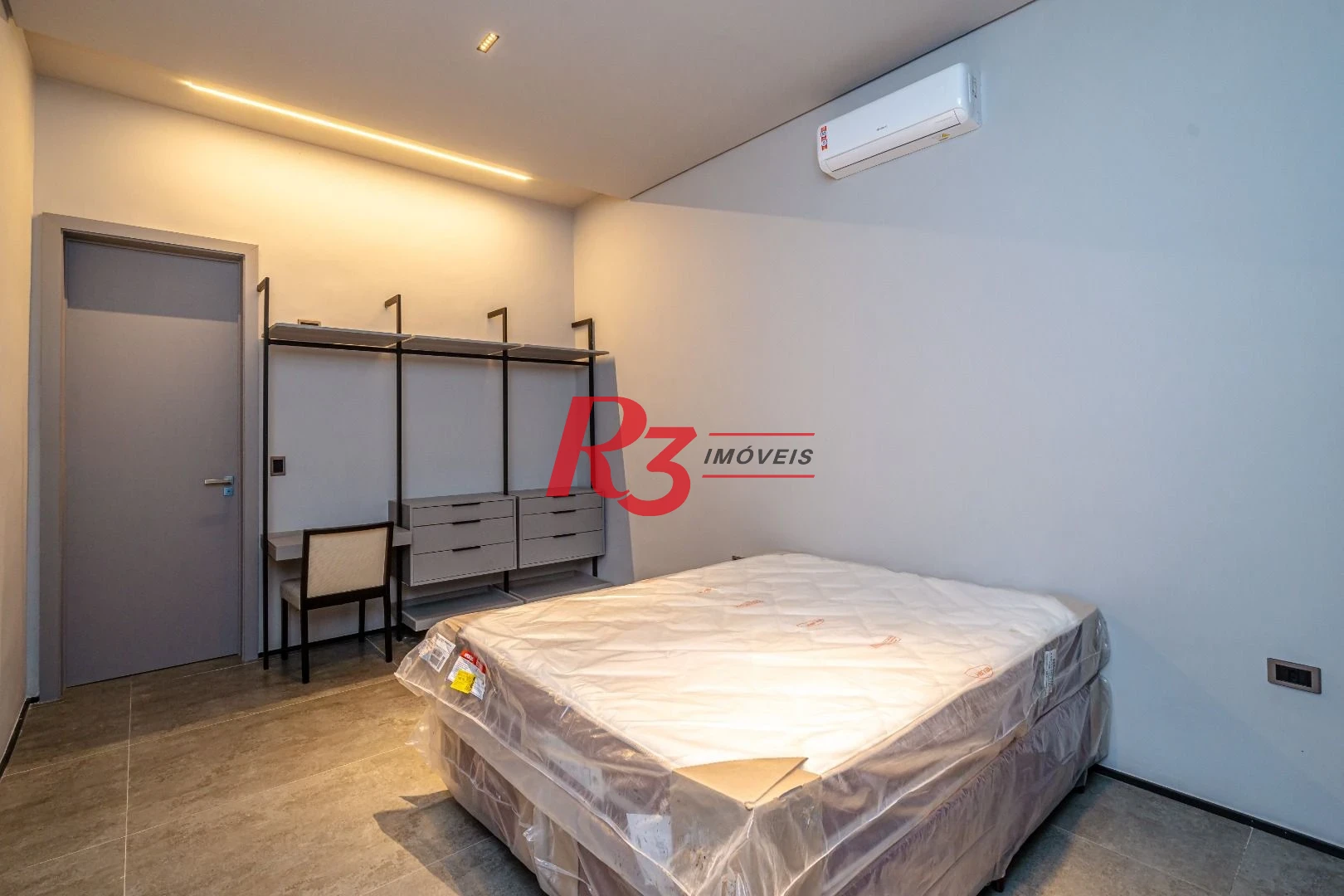 Casa com 6 dormitórios à venda, 750 m² - Acapulco - Guarujá/SP