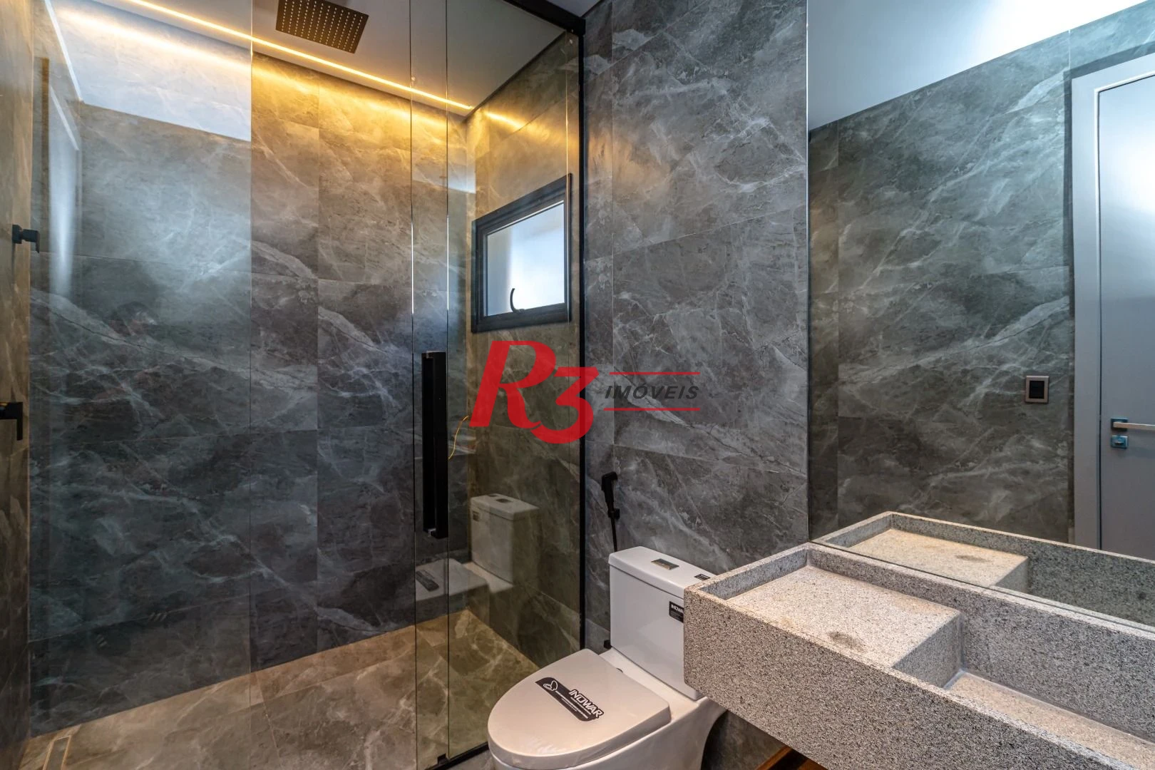 Casa com 6 dormitórios à venda, 750 m² - Acapulco - Guarujá/SP