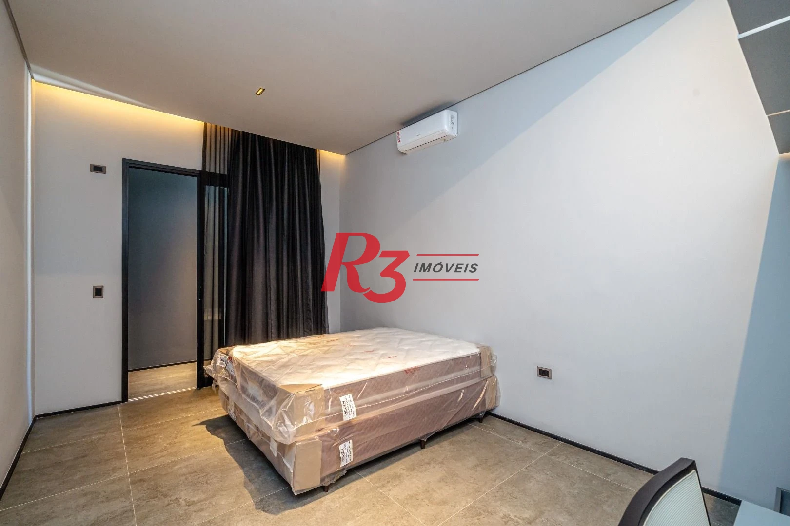Casa com 6 dormitórios à venda, 750 m² - Acapulco - Guarujá/SP