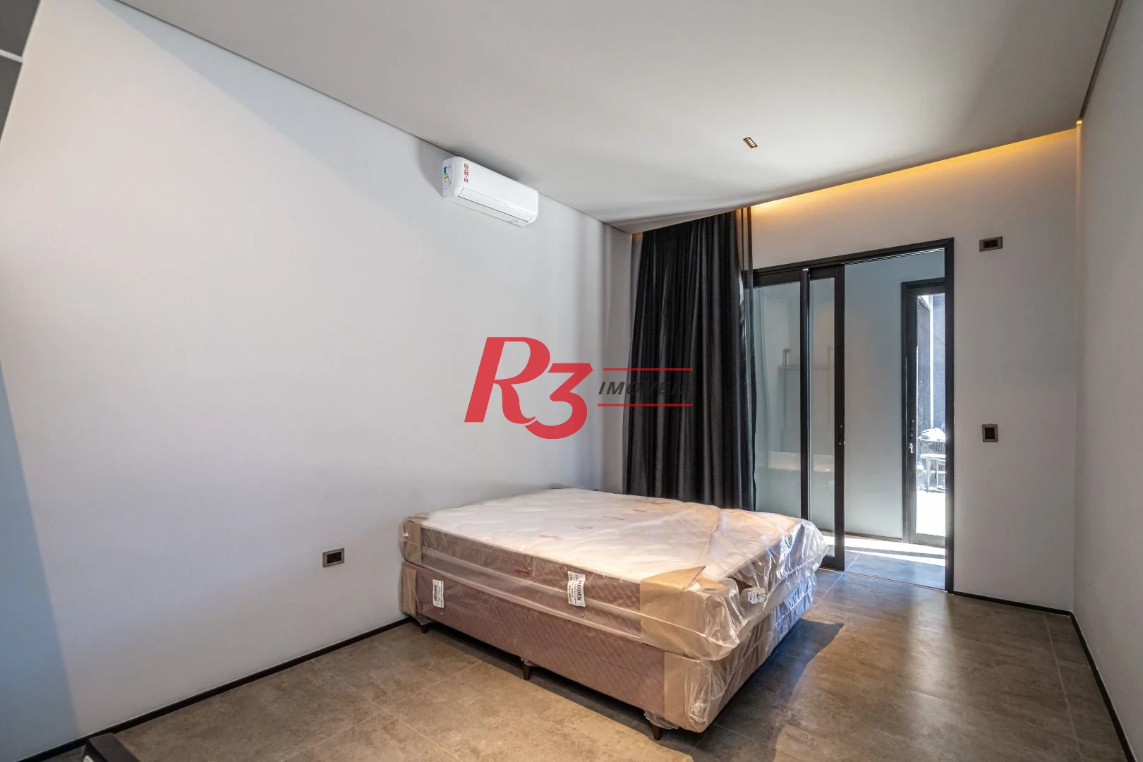 Casa com 6 dormitórios à venda, 750 m² - Acapulco - Guarujá/SP