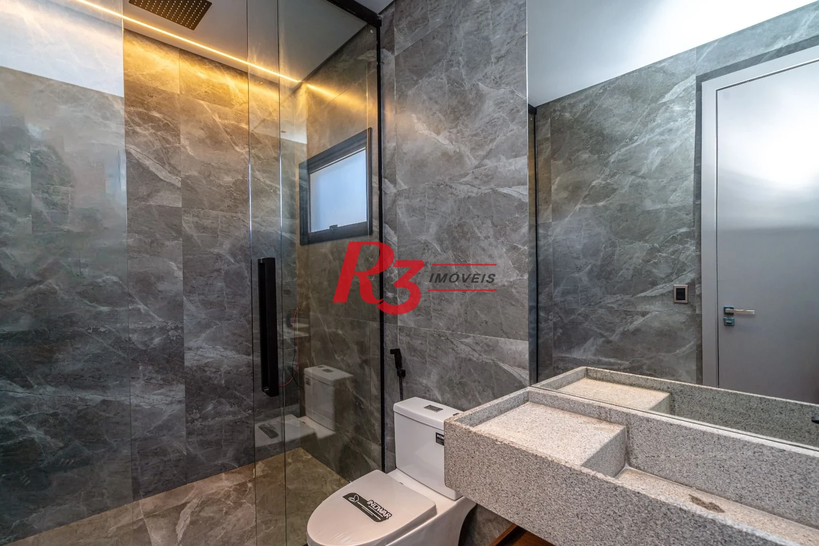 Casa com 6 dormitórios à venda, 750 m² - Acapulco - Guarujá/SP
