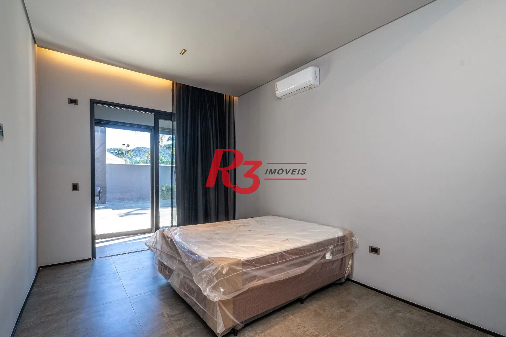 Casa com 6 dormitórios à venda, 750 m² - Acapulco - Guarujá/SP