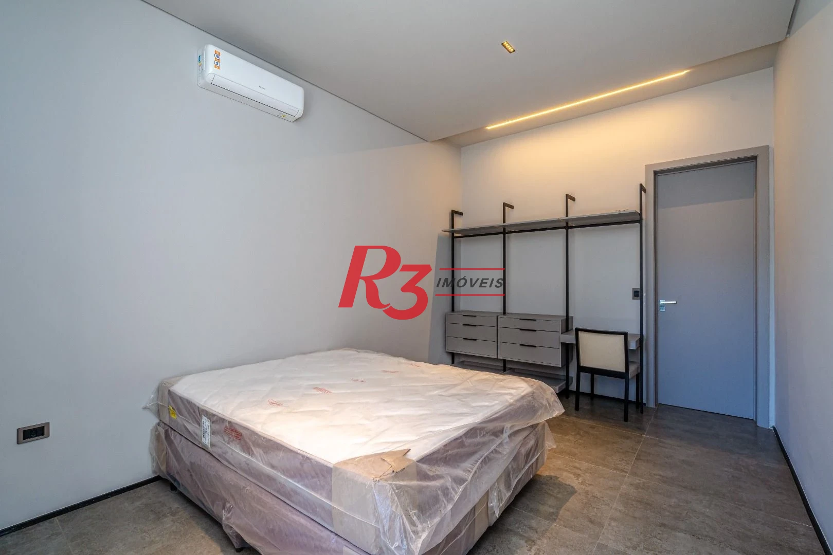 Casa com 6 dormitórios à venda, 750 m² - Acapulco - Guarujá/SP