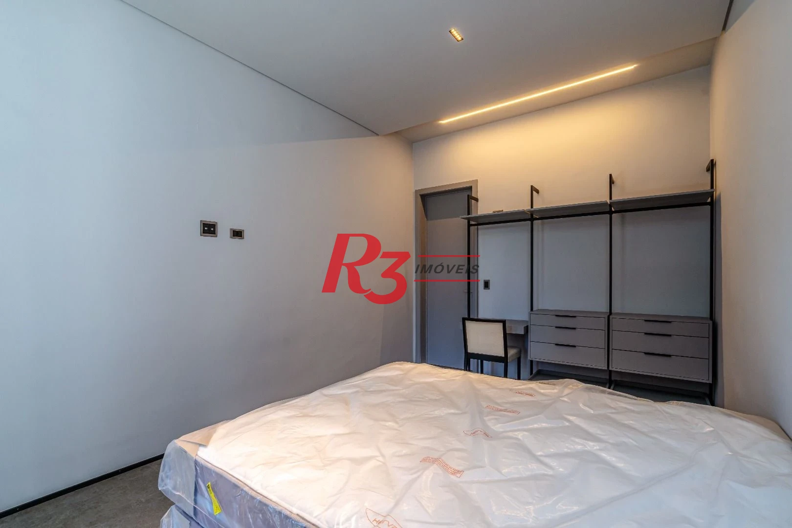 Casa com 6 dormitórios à venda, 750 m² - Acapulco - Guarujá/SP