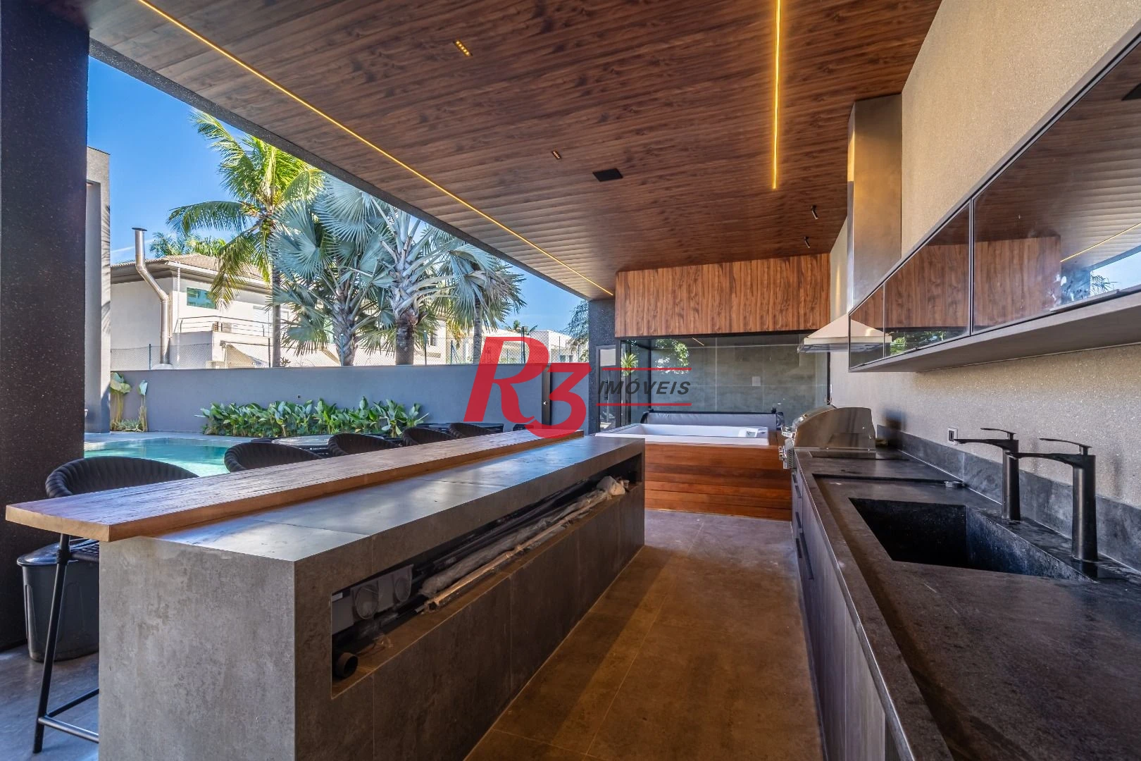 Casa com 6 dormitórios à venda, 750 m² - Acapulco - Guarujá/SP