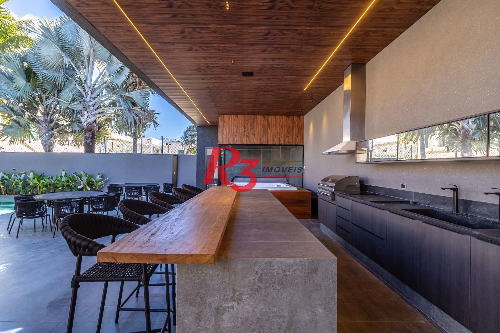 Casa com 6 dormitórios à venda, 750 m² - Acapulco - Guarujá/SP