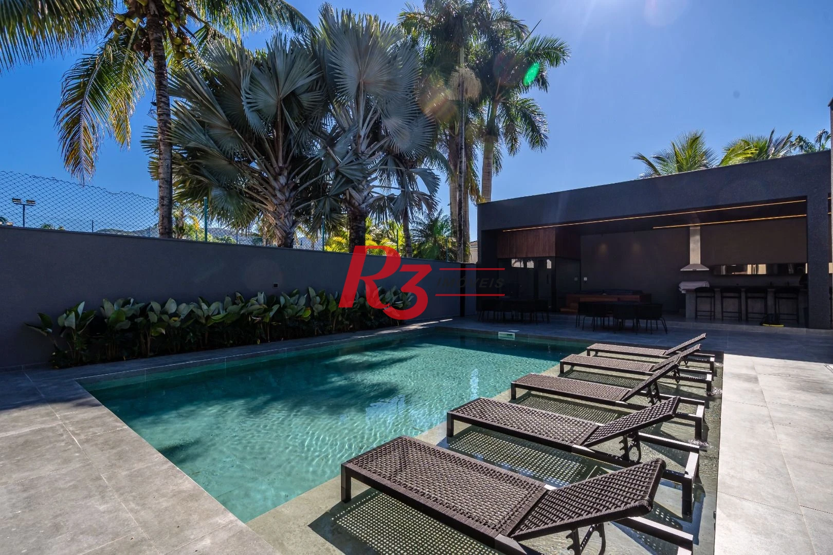 Casa com 6 dormitórios à venda, 750 m² - Acapulco - Guarujá/SP