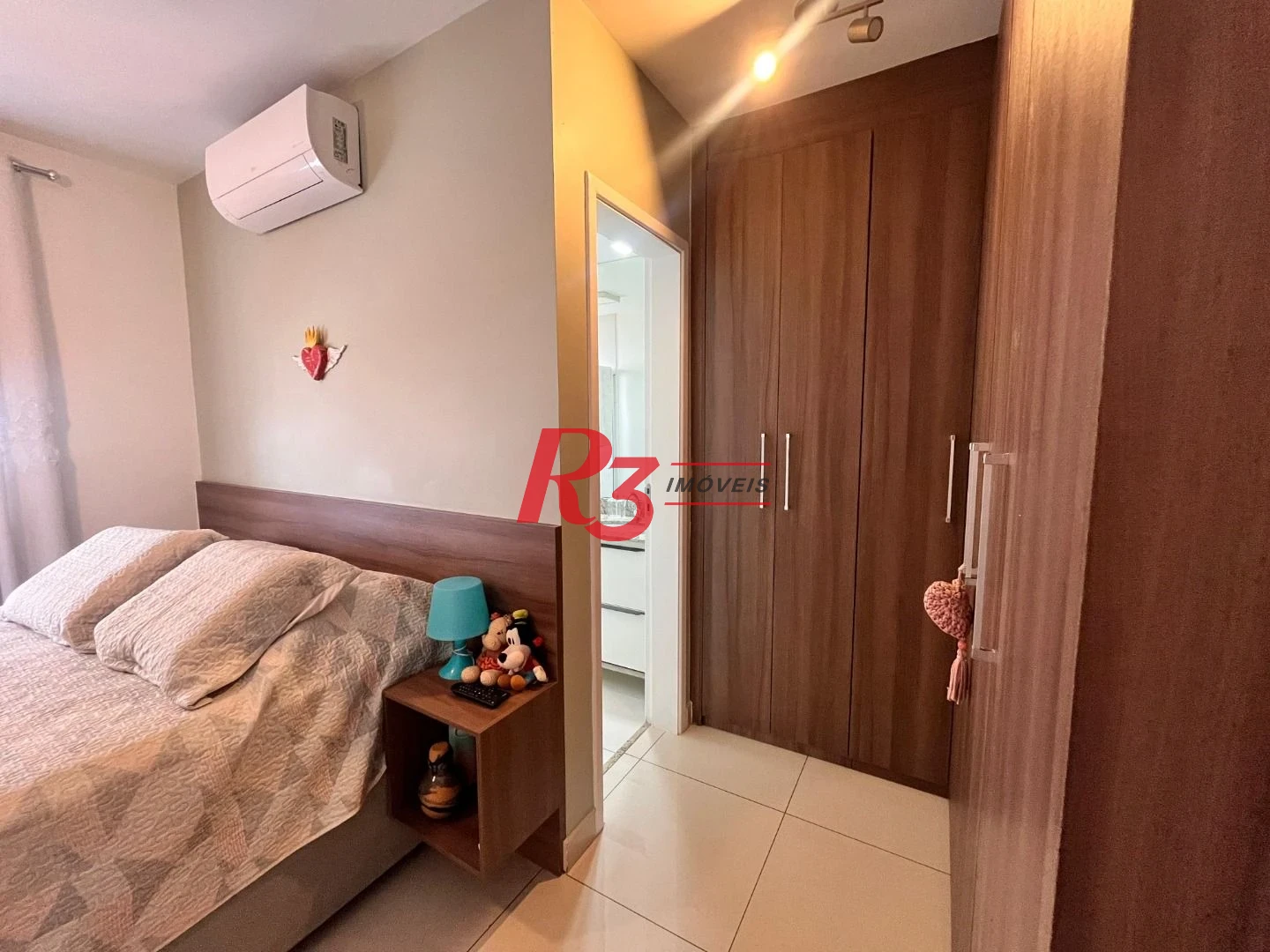 Apartamento com 3 dormitórios à venda, 111 m² por R$ 1.150.000,00 - Ponta da Praia - Santos/SP