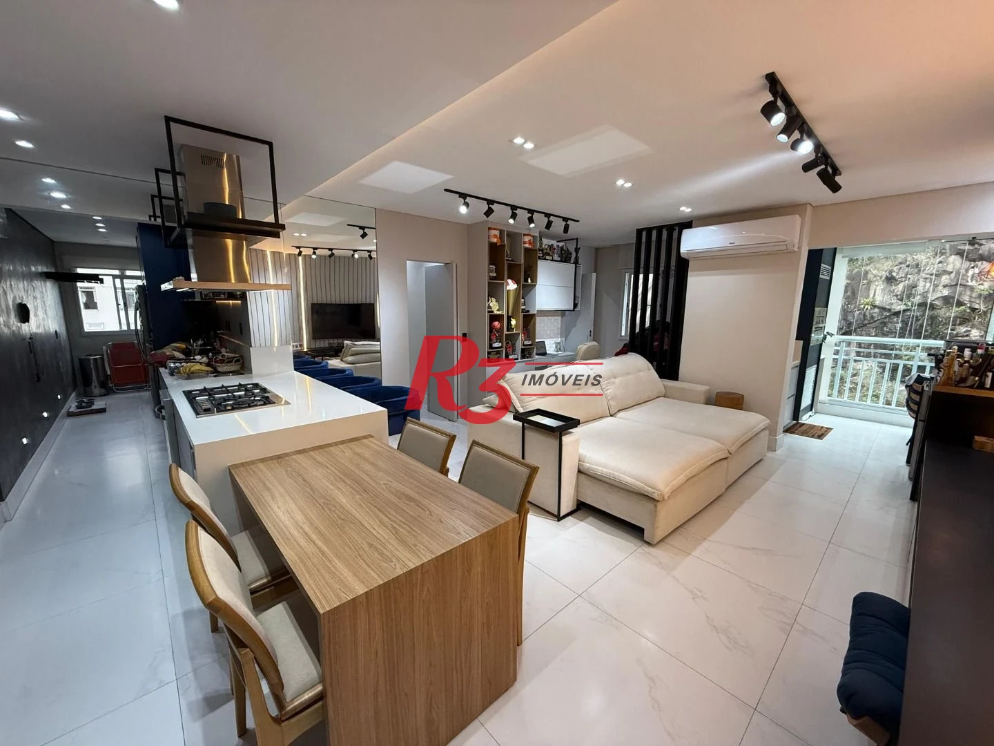 Apartamento com 2 dormitórios à venda, 85 m² por R$ 960.000,00 - Marapé - Santos/SP