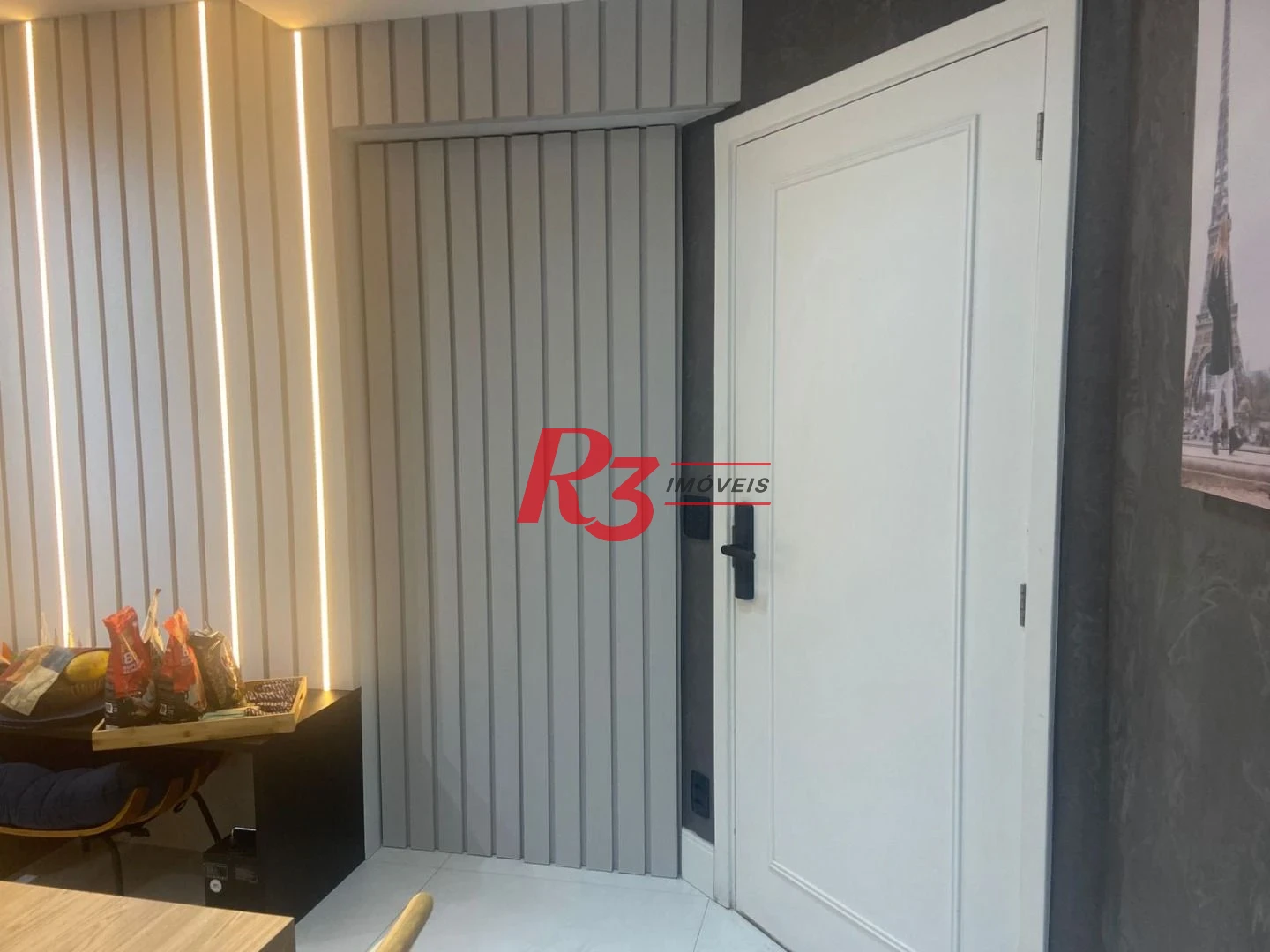 Apartamento com 2 dormitórios à venda, 85 m² por R$ 960.000,00 - Marapé - Santos/SP