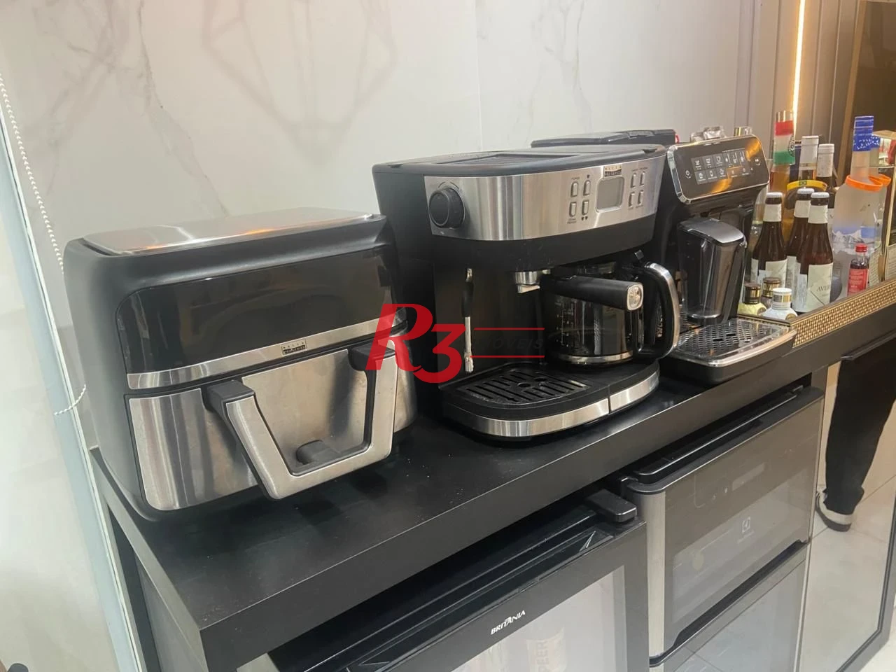 Apartamento com 2 dormitórios à venda, 85 m² por R$ 960.000,00 - Marapé - Santos/SP
