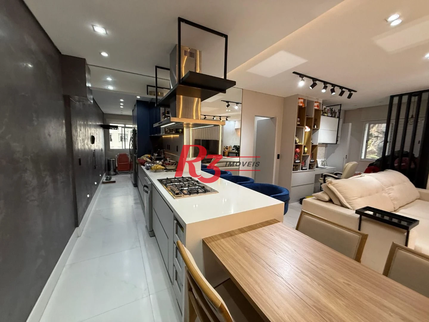 Apartamento com 2 dormitórios à venda, 85 m² por R$ 960.000,00 - Marapé - Santos/SP