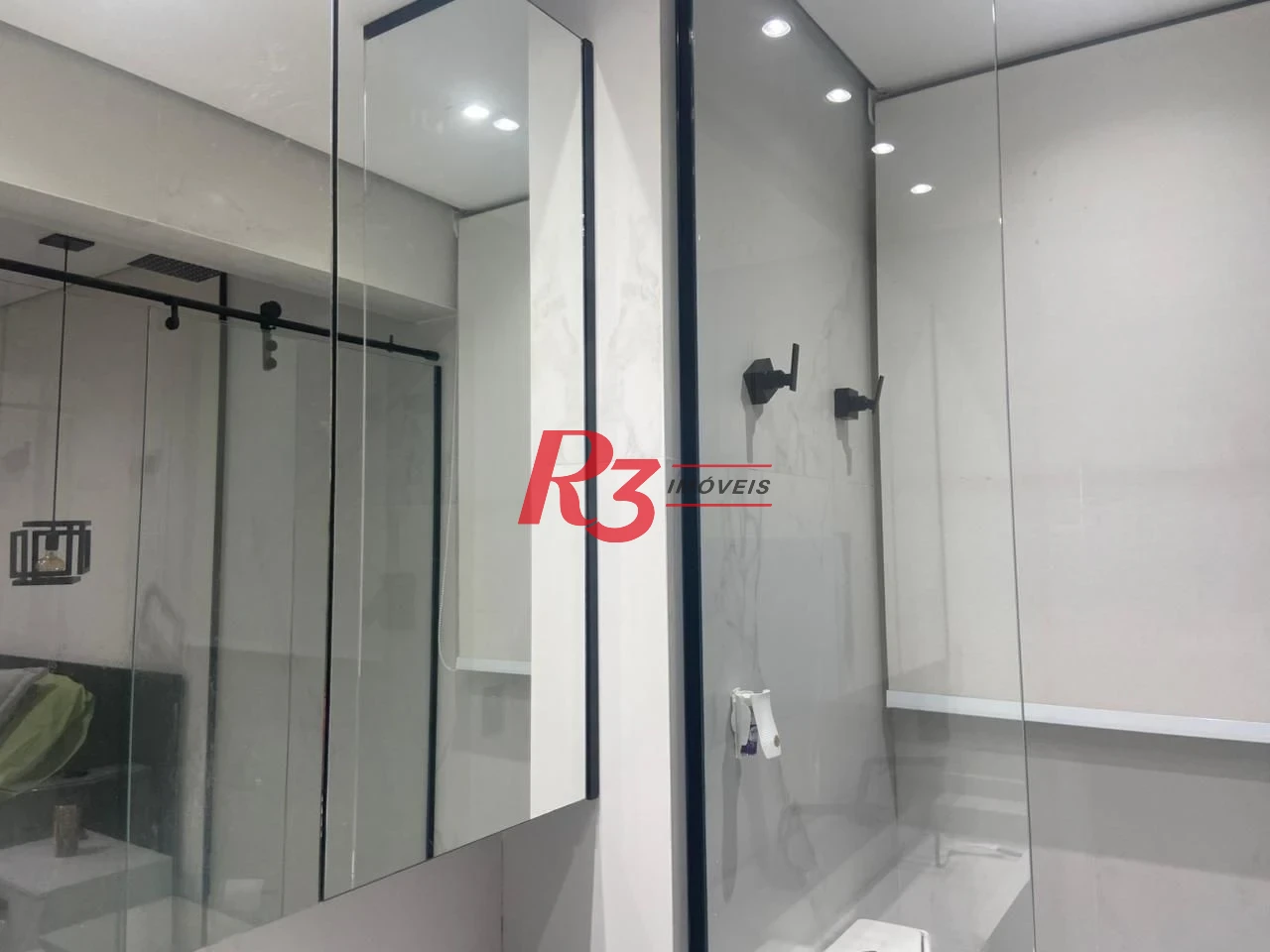 Apartamento com 2 dormitórios à venda, 85 m² por R$ 960.000,00 - Marapé - Santos/SP