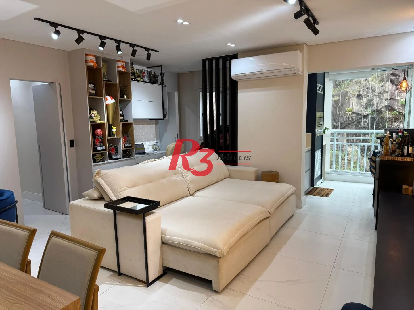 Apartamento com 2 dormitórios à venda, 85 m² por R$ 960.000,00 - Marapé - Santos/SP