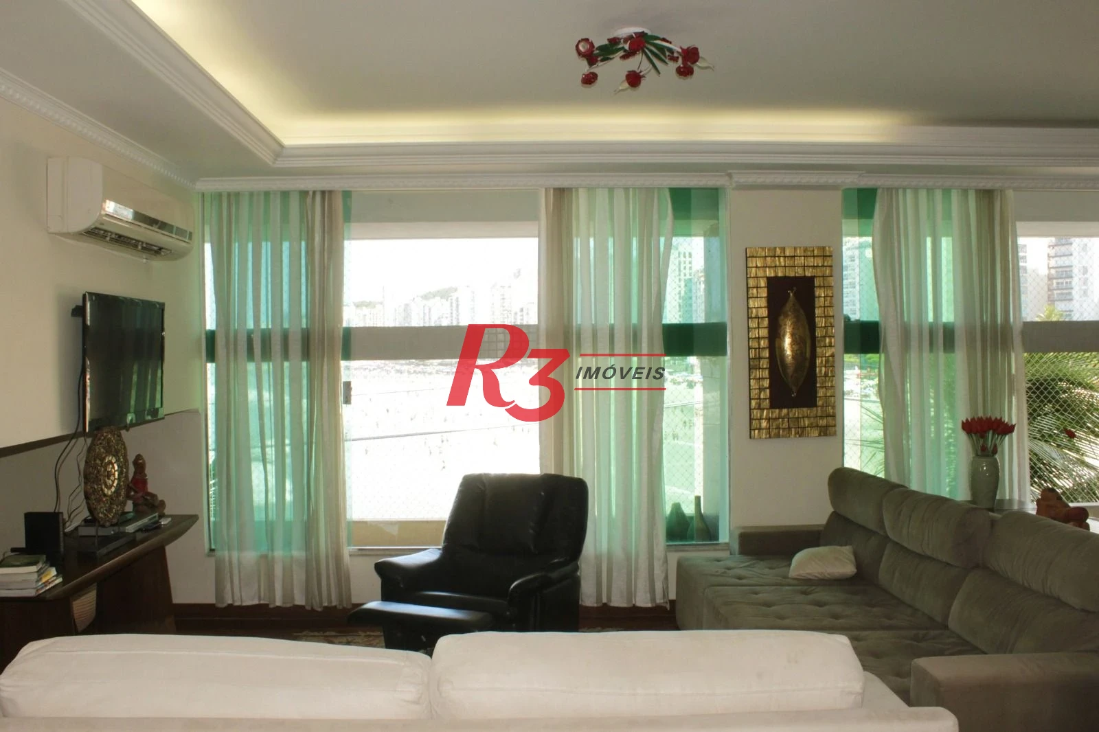 Apartamento Garden com 4 dormitórios à venda, 412 m² por R$ 1.800.000,00 - Morro do Maluf - Guarujá/SP