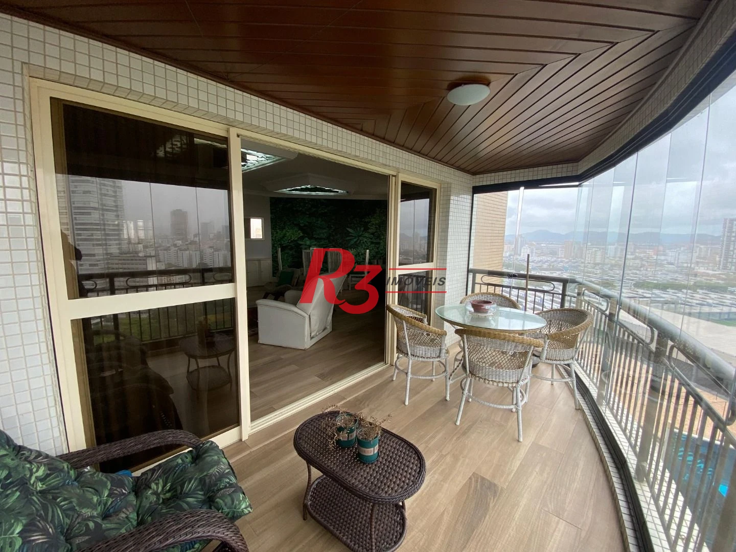 Apartamento com 3 dormitórios à venda, 185 m² por R$ 2.350.000,00 - Aparecida - Santos/SP