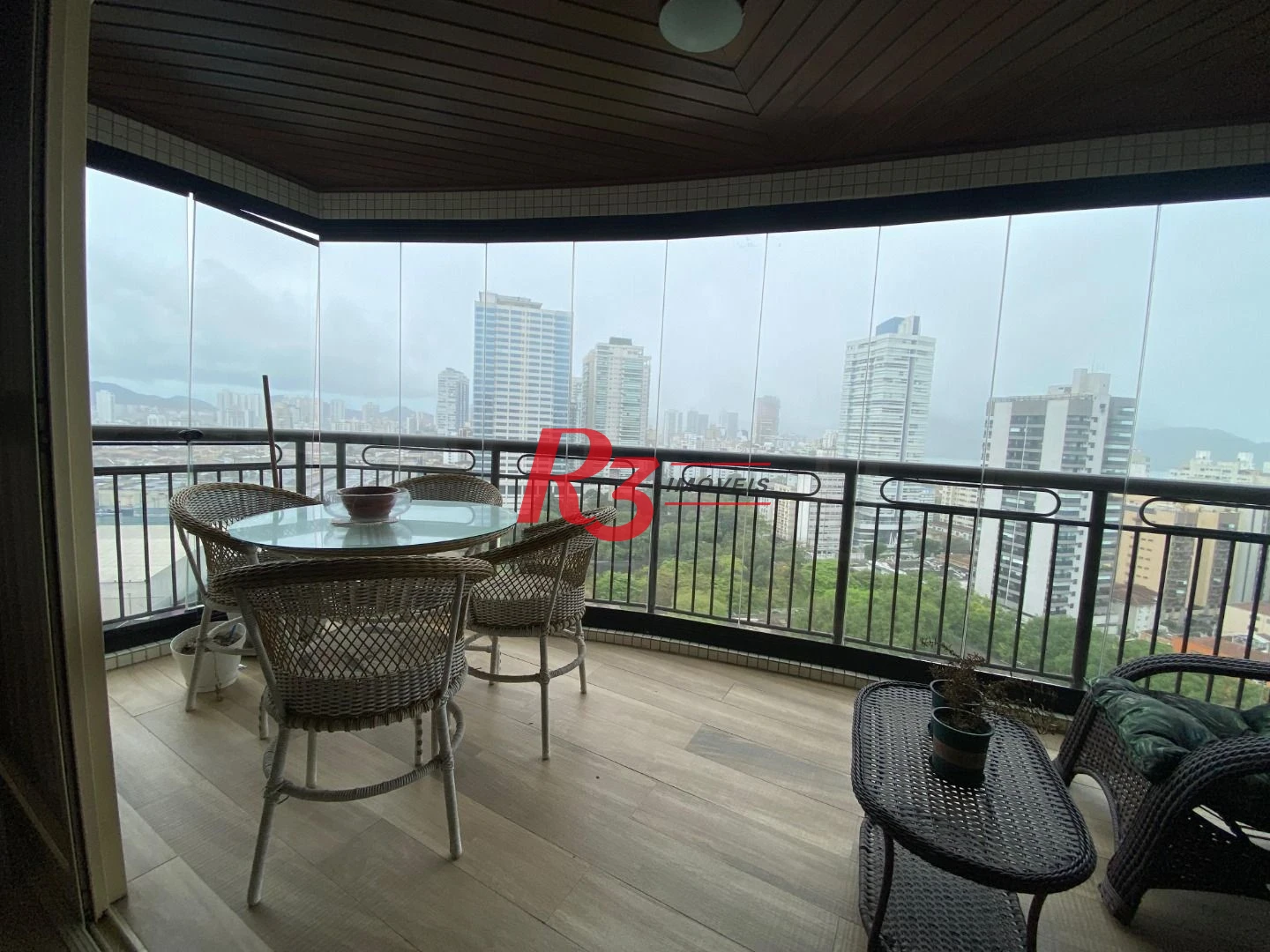 Apartamento com 3 dormitórios à venda, 185 m² por R$ 2.350.000,00 - Aparecida - Santos/SP