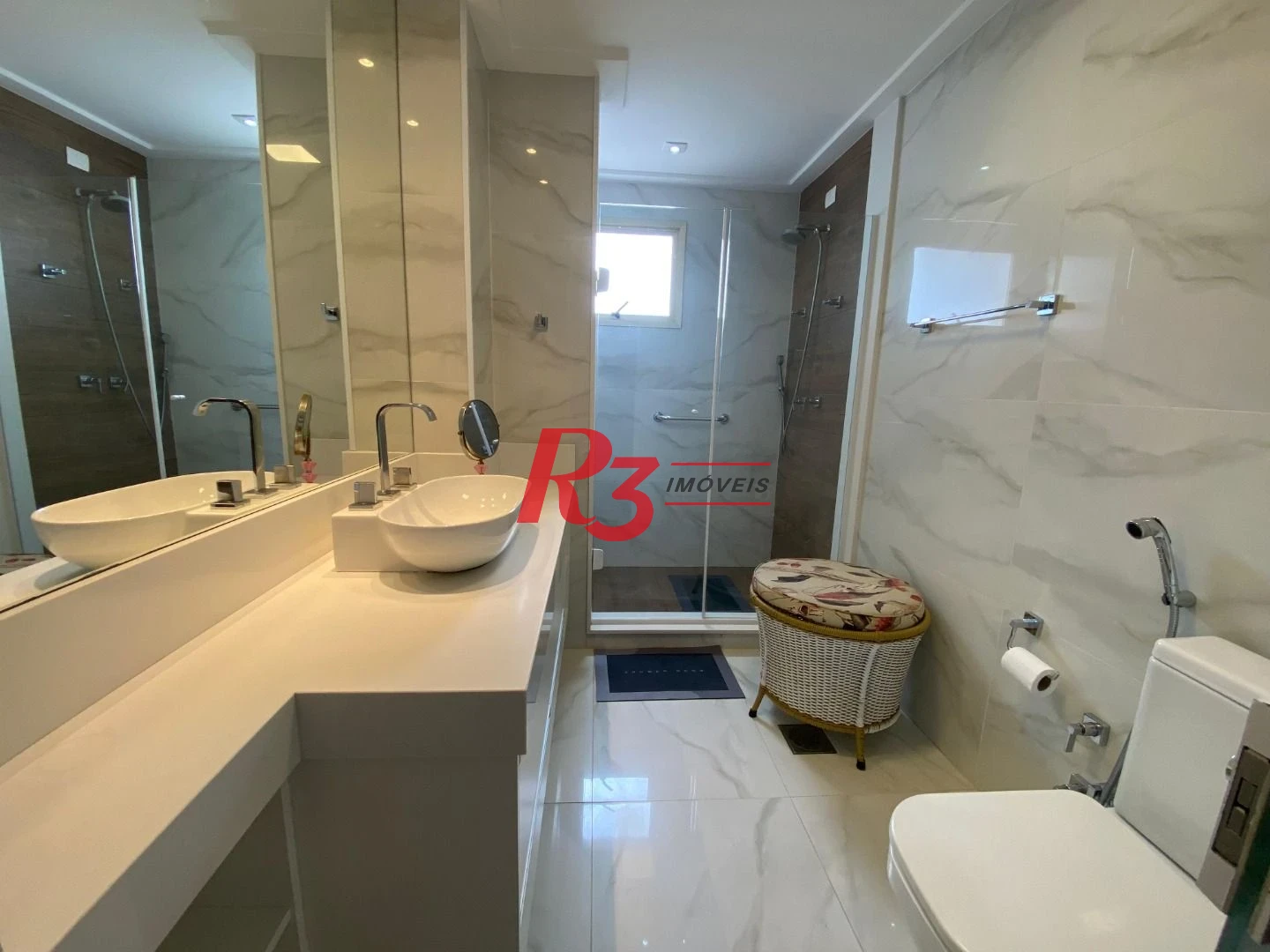 Apartamento com 3 dormitórios à venda, 185 m² por R$ 2.350.000,00 - Aparecida - Santos/SP