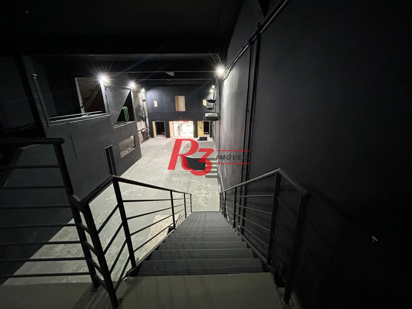 Galpão para alugar, 850 m² por R$ 18.668,30/mês - Centro - Santos/SP