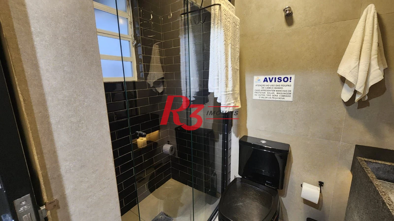 Kitnet com 1 dormitório à venda, 28 m² por R$ 375.000,00 - José Menino - Santos/SP