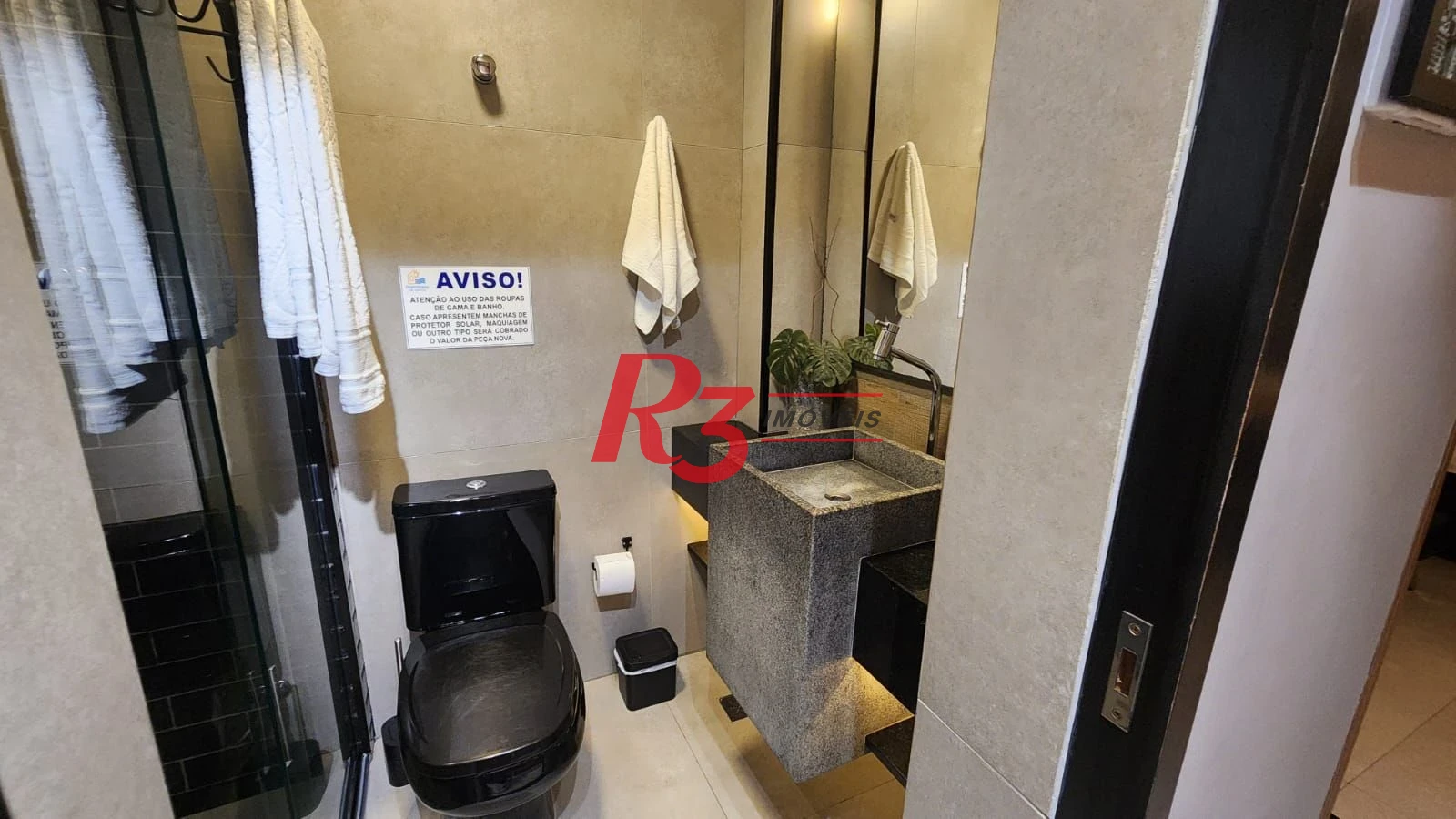 Kitnet com 1 dormitório à venda, 28 m² por R$ 375.000,00 - José Menino - Santos/SP
