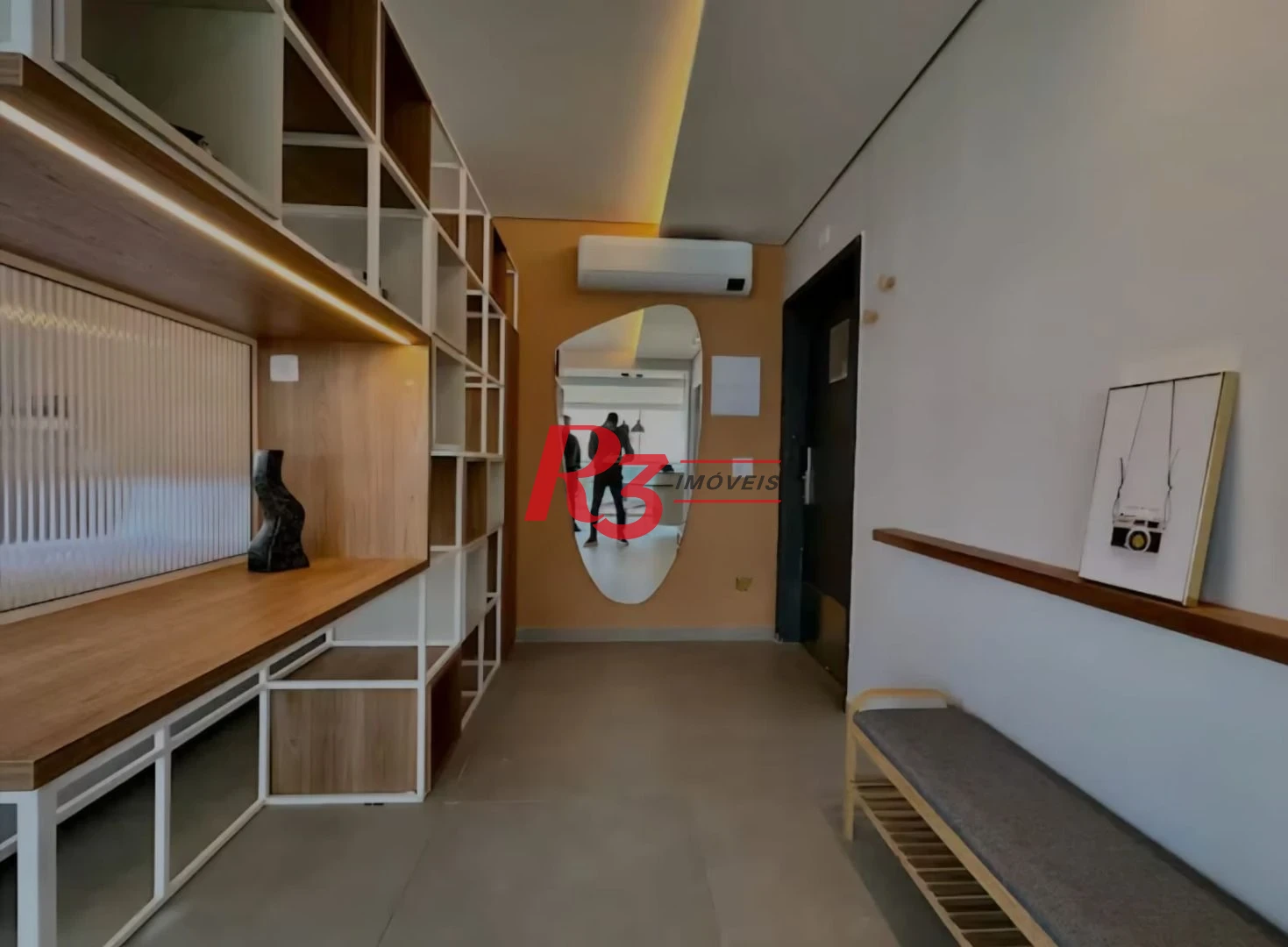 Apartamento com 1 dormitório à venda, 52 m² por R$ 1.200.000,00 - Gonzaga - Santos/SP