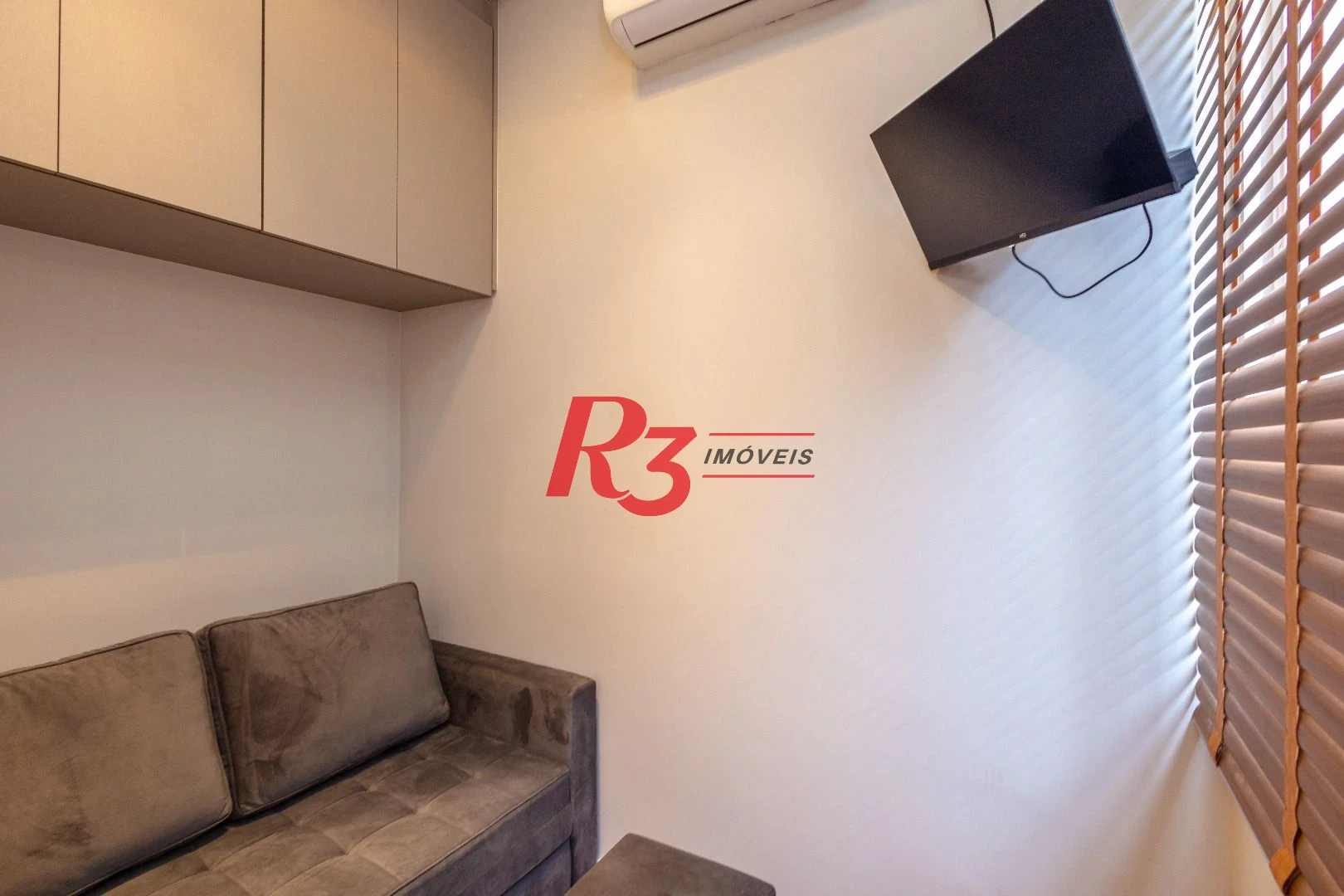 Apartamento com 2 dormitórios à venda, 63 m² por R$ 645.000,00 - Aparecida - Santos/SP