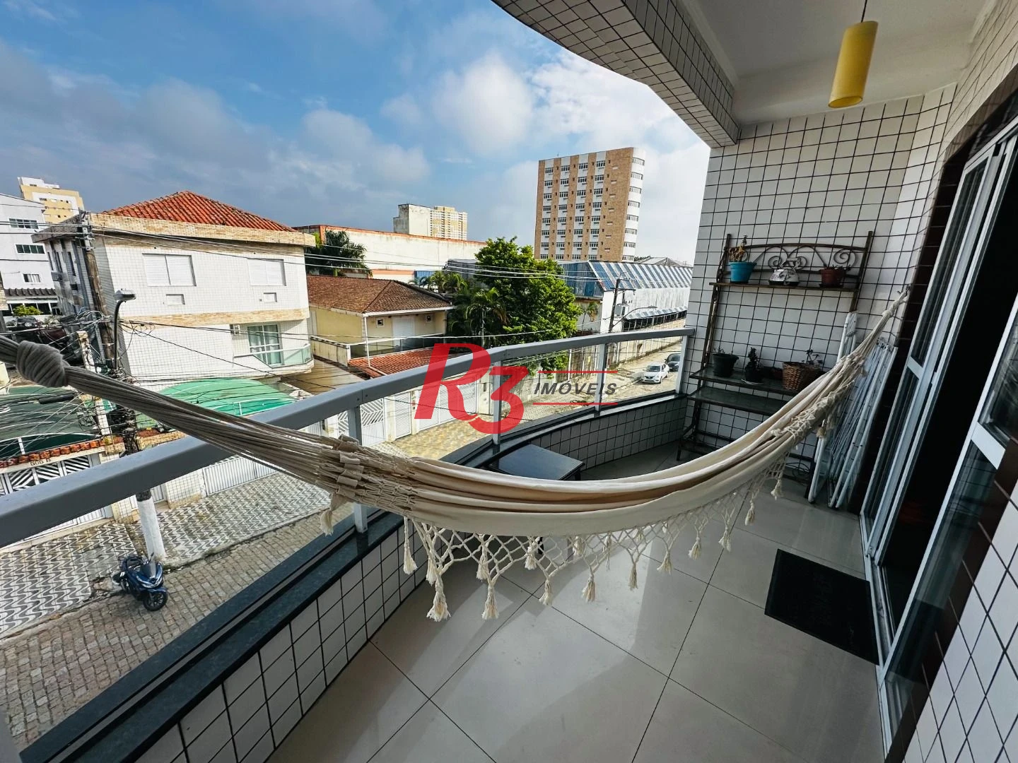 Casa com 3 dormitórios à venda, 210 m² por R$ 585.000,00 - Centro - São Vicente/SP