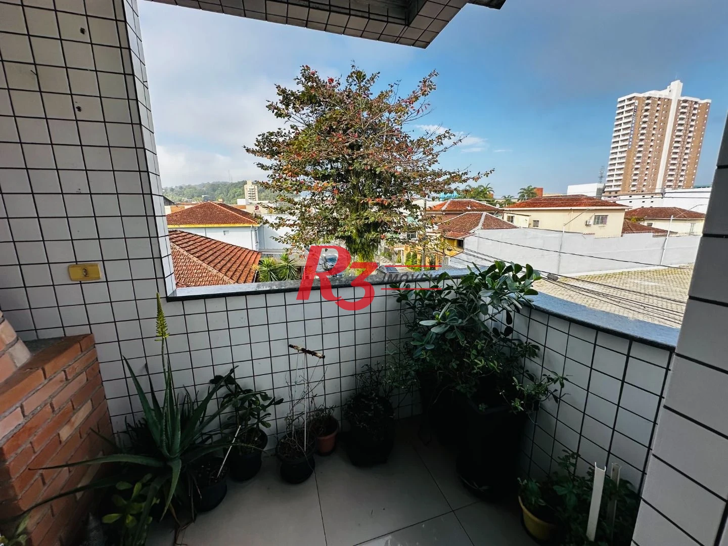 Casa com 3 dormitórios à venda, 210 m² por R$ 585.000,00 - Centro - São Vicente/SP