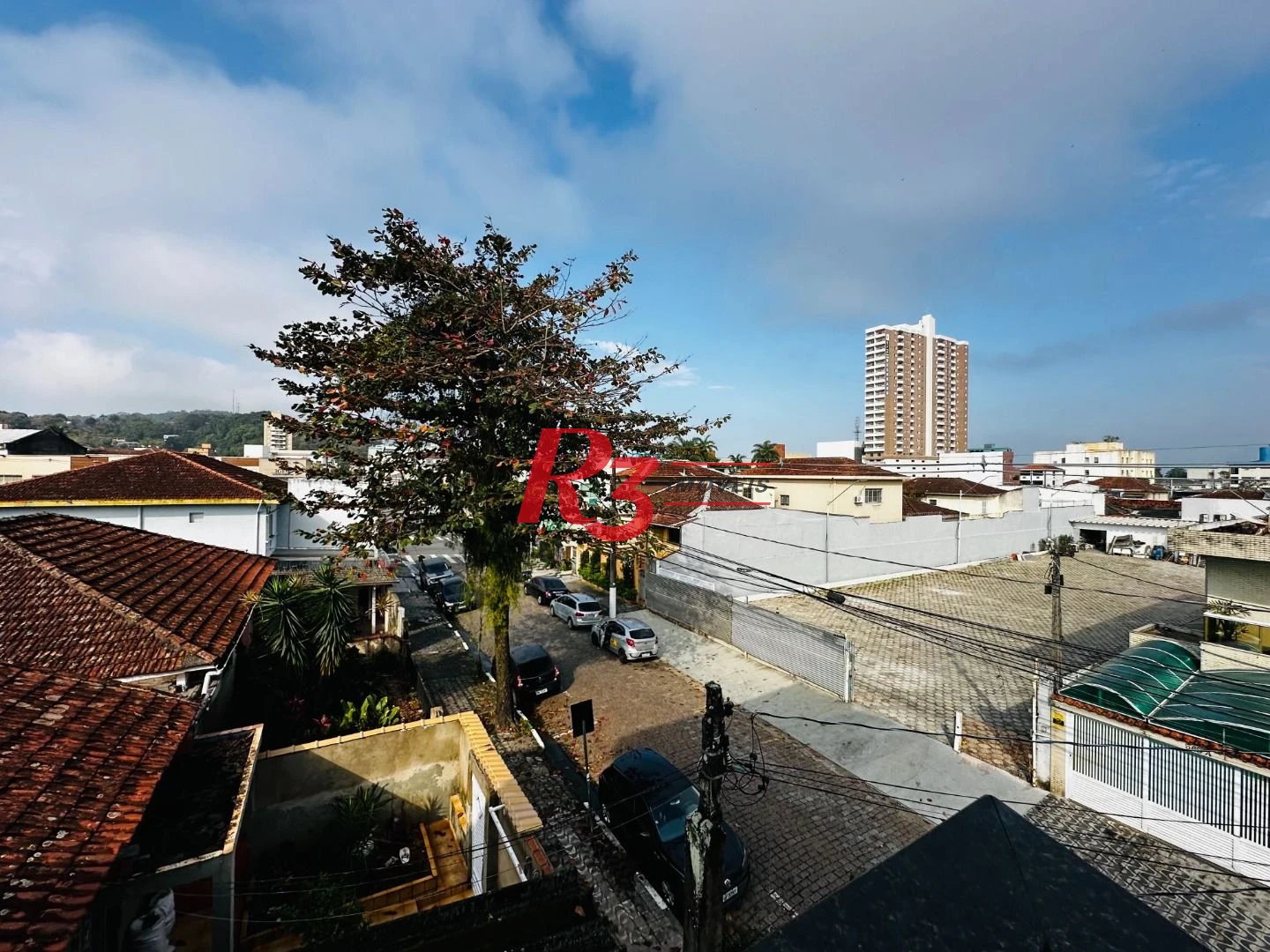 Casa com 3 dormitórios à venda, 210 m² por R$ 585.000,00 - Centro - São Vicente/SP