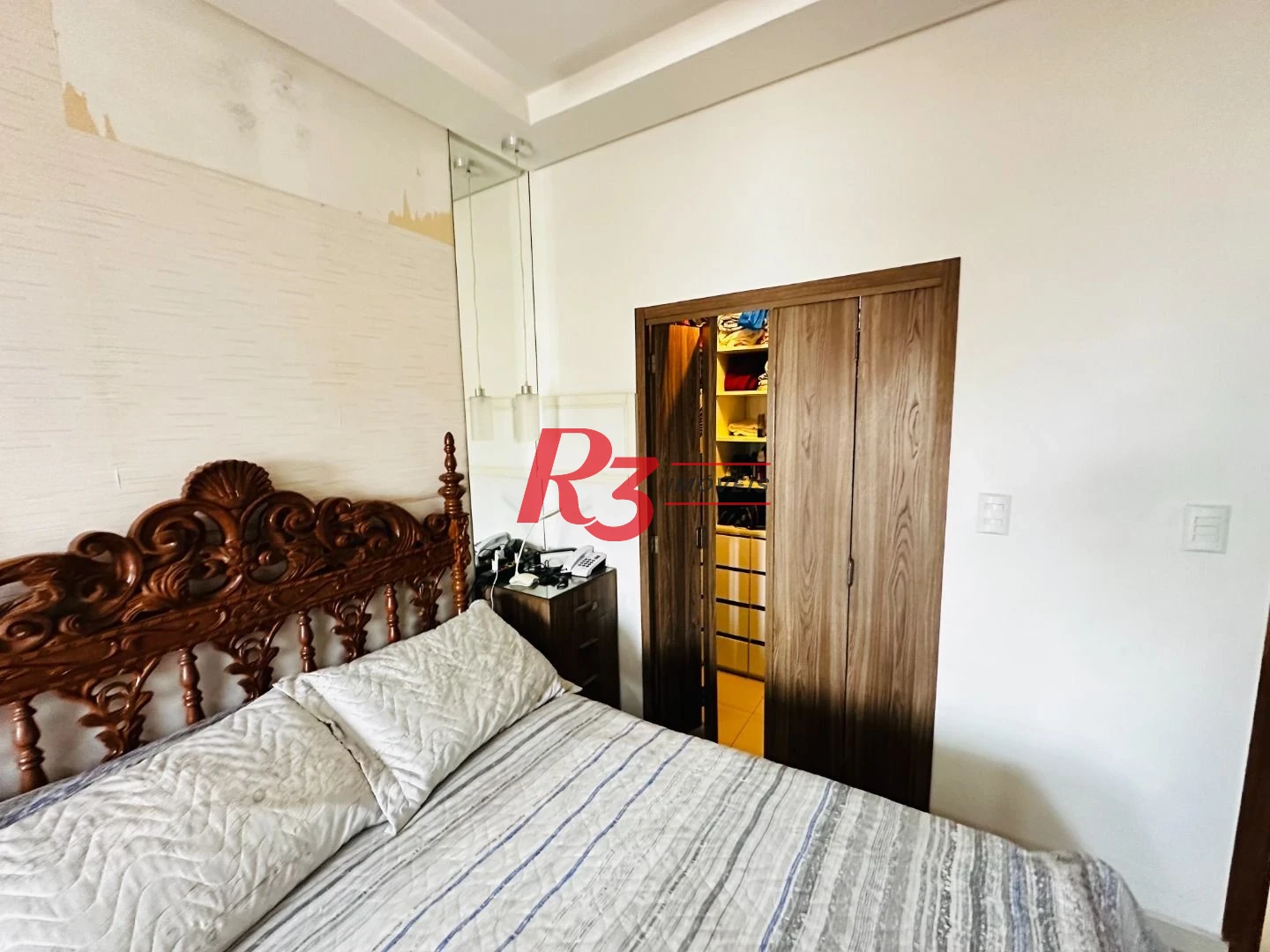 Casa com 3 dormitórios à venda, 210 m² por R$ 585.000,00 - Centro - São Vicente/SP