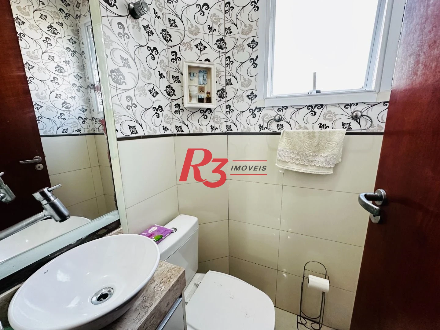 Casa com 3 dormitórios à venda, 210 m² por R$ 585.000,00 - Centro - São Vicente/SP
