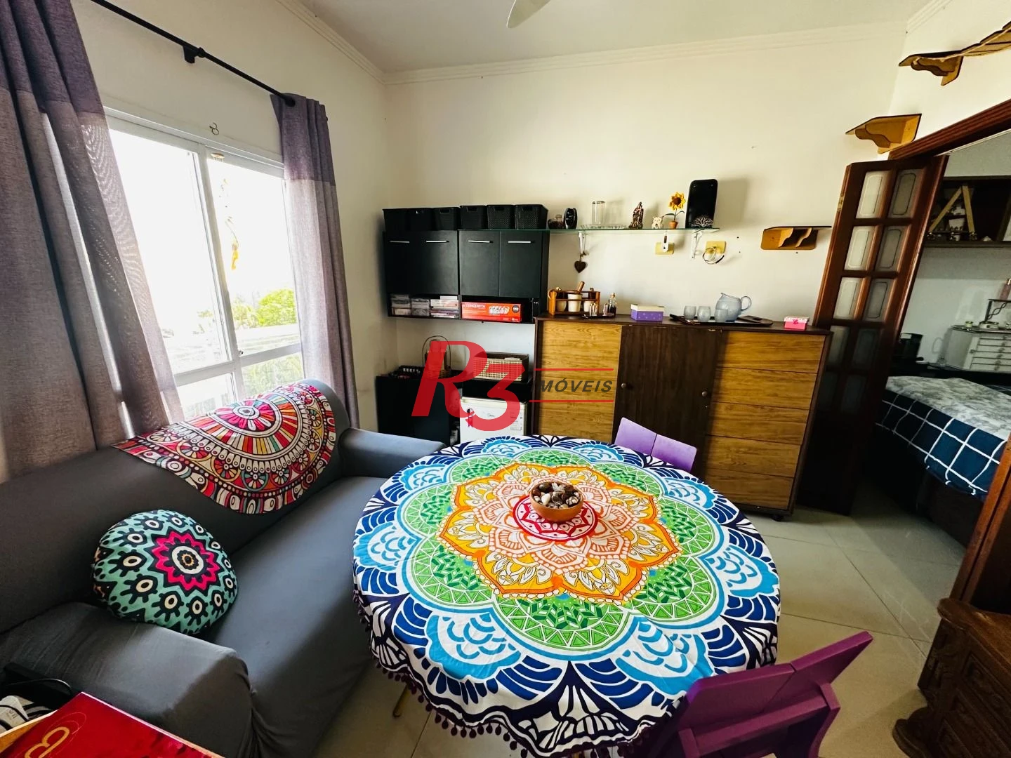Casa com 3 dormitórios à venda, 210 m² por R$ 585.000,00 - Centro - São Vicente/SP