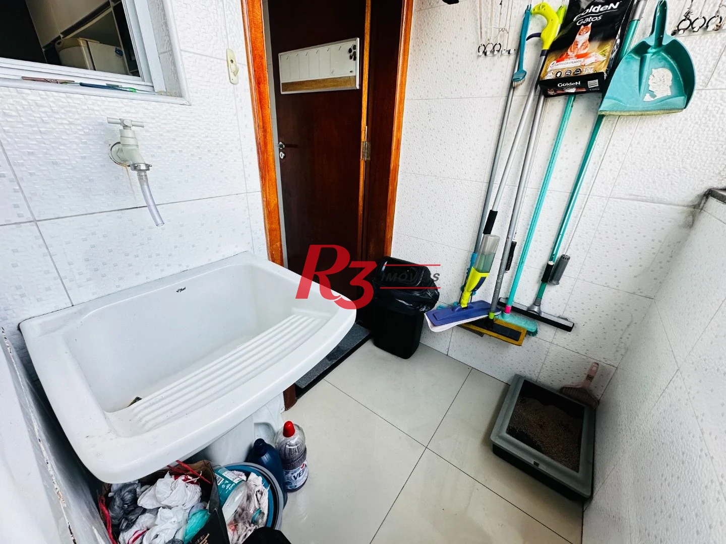 Casa com 3 dormitórios à venda, 210 m² por R$ 585.000,00 - Centro - São Vicente/SP