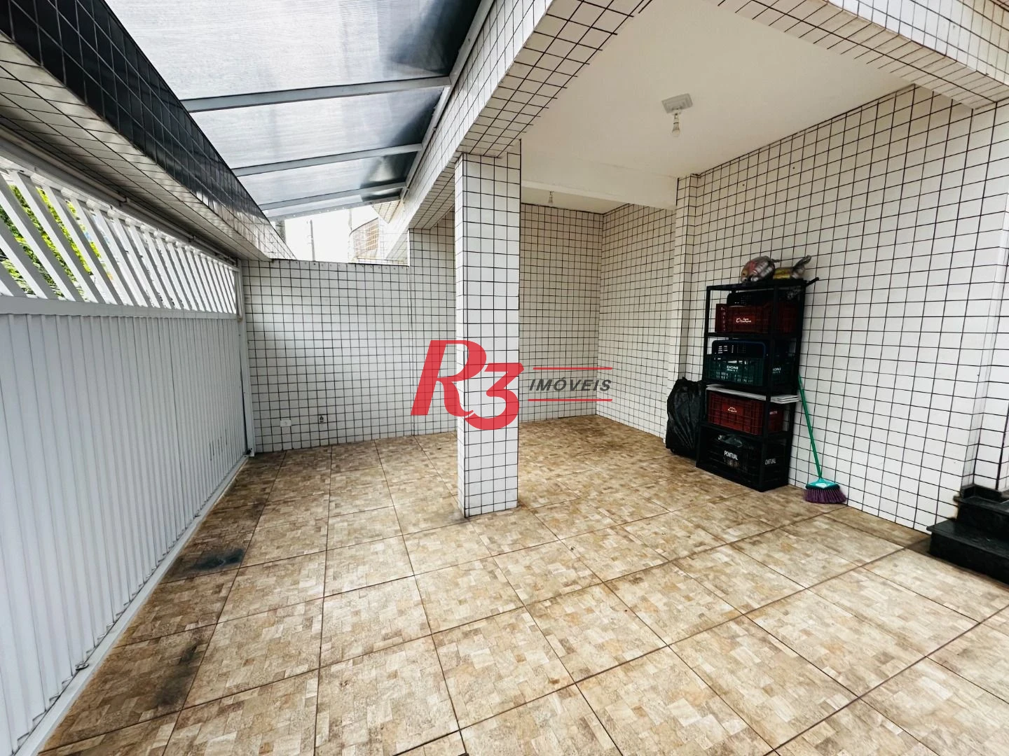 Casa com 3 dormitórios à venda, 210 m² por R$ 585.000,00 - Centro - São Vicente/SP