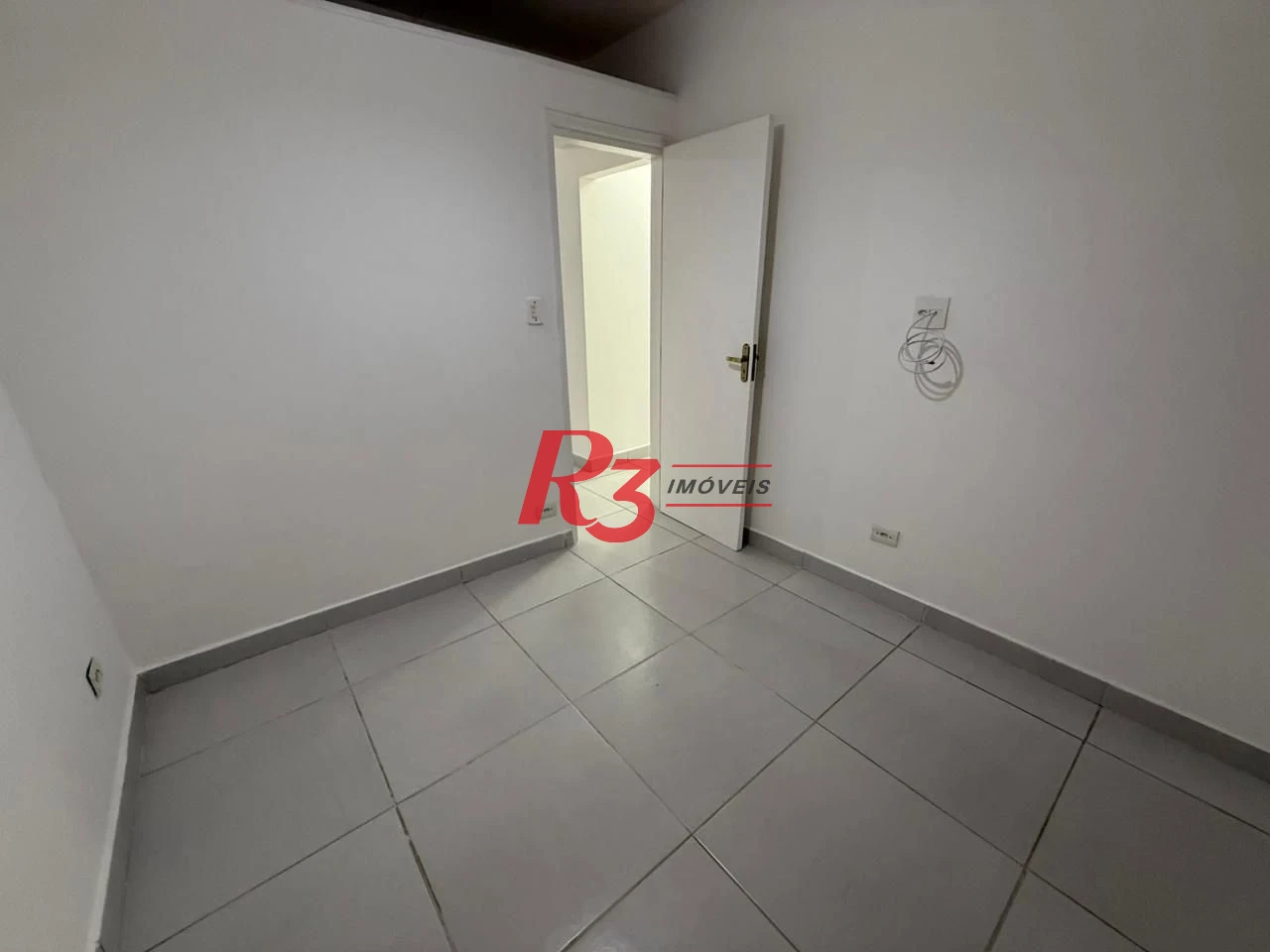 Apartamento com 1 dormitório à venda, 48 m² por R$ 375.000,00 - Gonzaga - Santos/SP