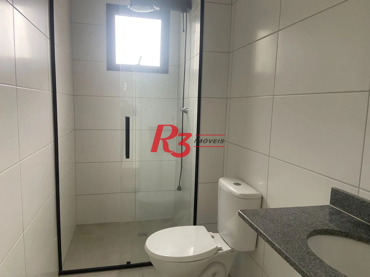 Apartamento com 2 dormitórios à venda, 72 m² por R$ 745.000,00 - Vila Guilhermina - Praia Grande/SP