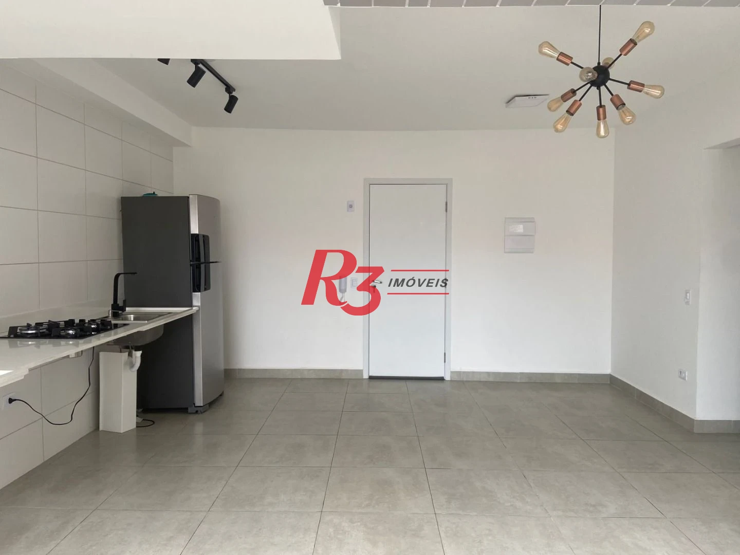 Apartamento com 2 dormitórios à venda, 72 m² por R$ 745.000,00 - Vila Guilhermina - Praia Grande/SP