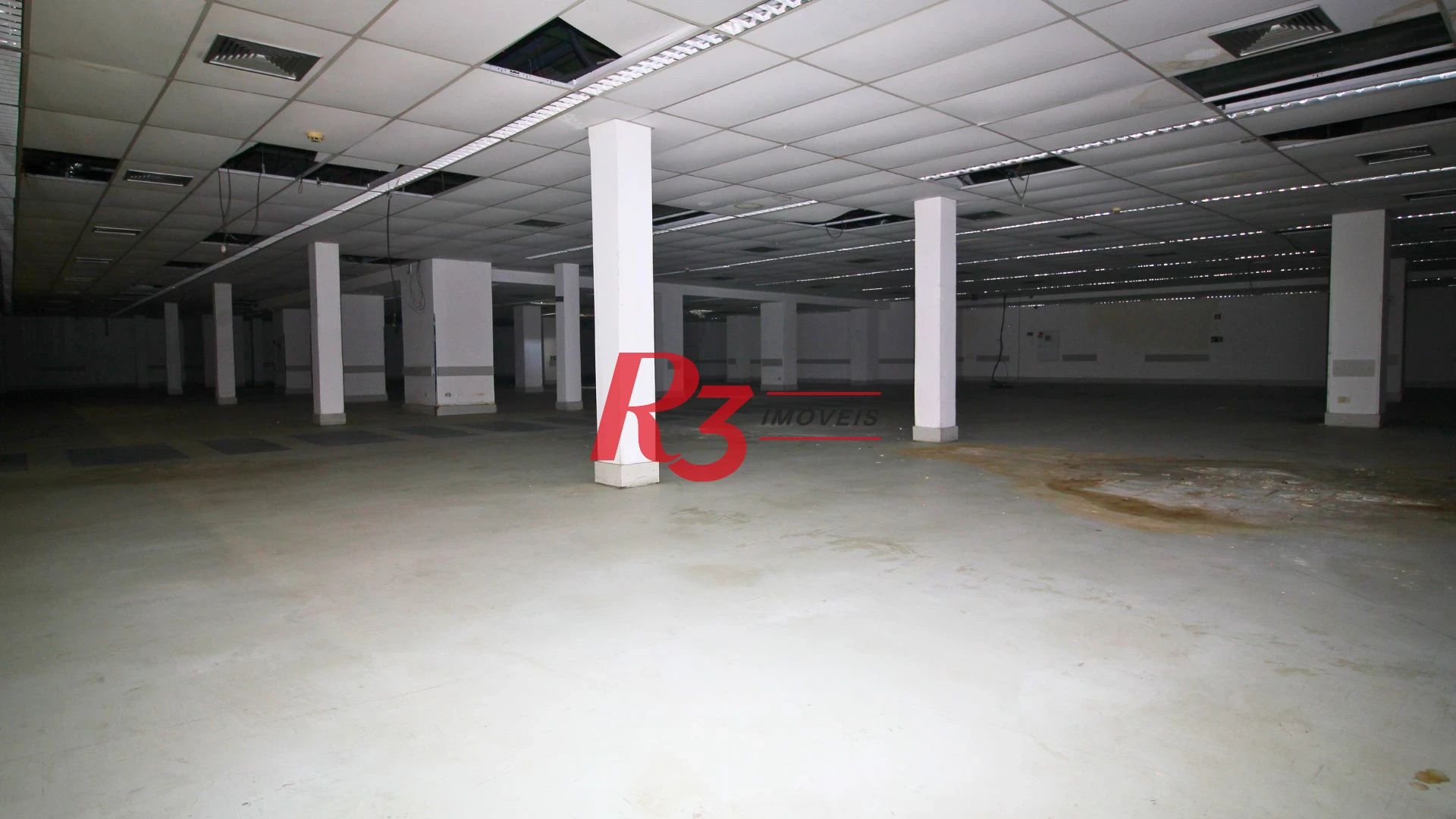 Galpão, 7911 m² - venda por R$ 29.000.000,00 ou aluguel por R$ 141.075,88/mês - Centro - Santos/SP