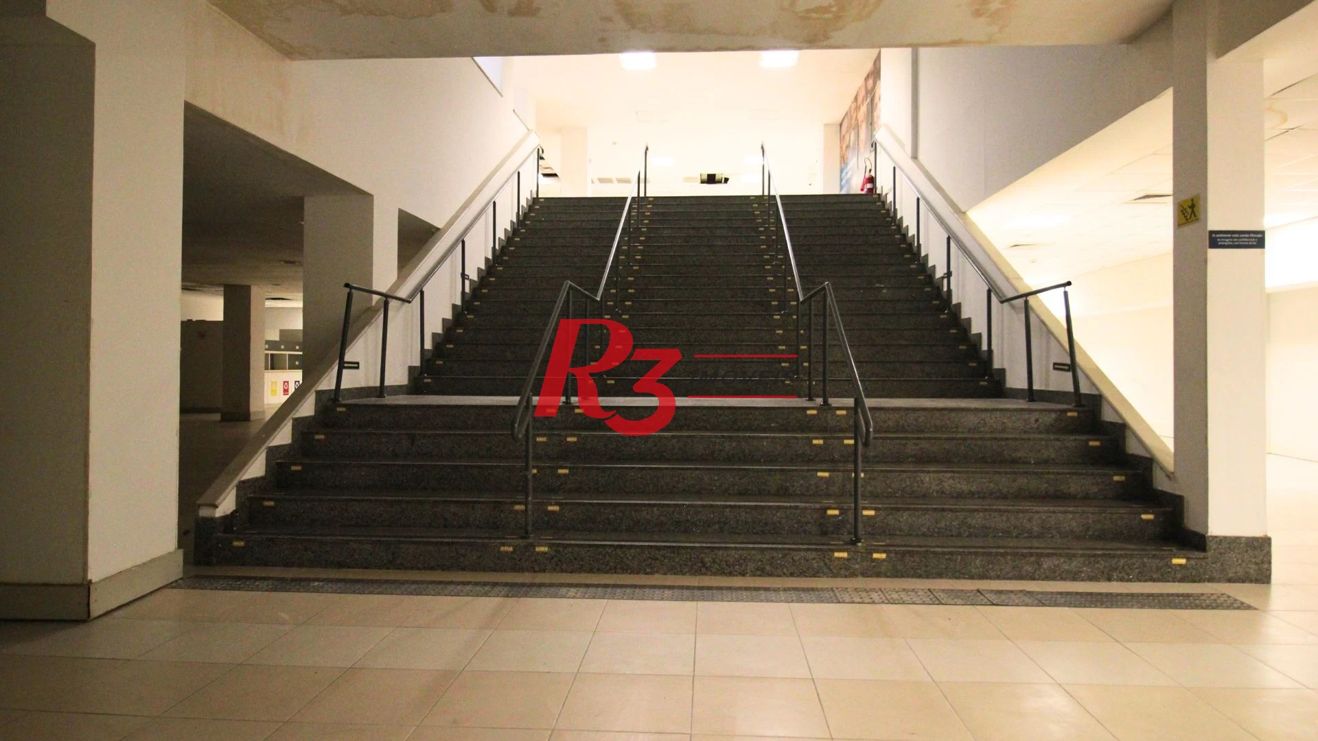 Galpão, 7911 m² - venda por R$ 29.000.000,00 ou aluguel por R$ 141.075,88/mês - Centro - Santos/SP