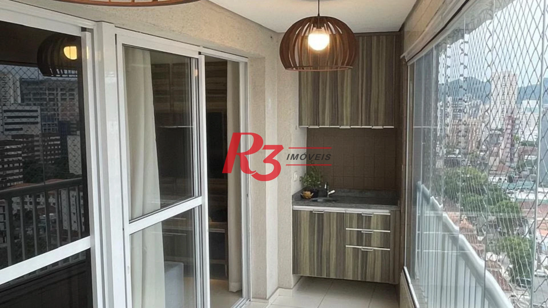 Apartamento com 3 dormitórios à venda, 92 m² por R$ 899.000,00 - Encruzilhada - Santos/SP