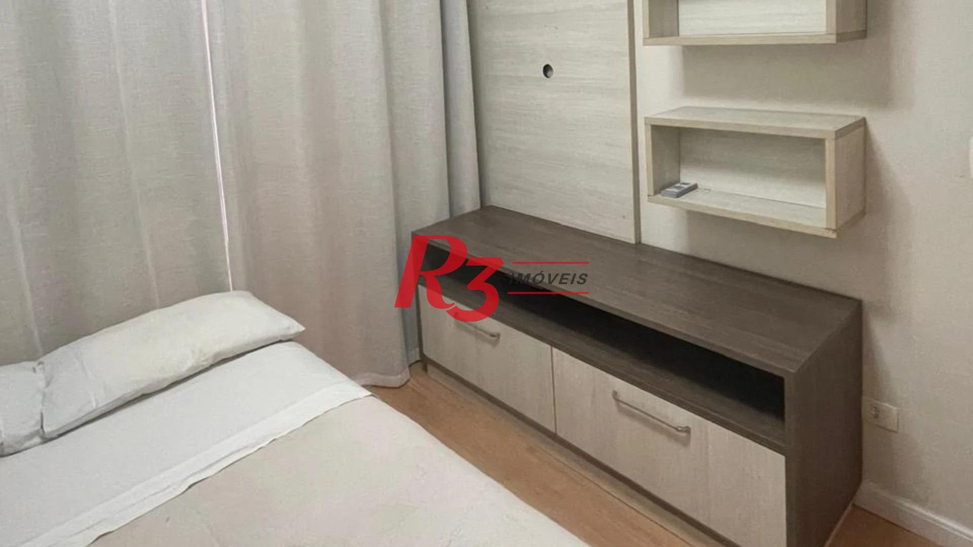 Apartamento com 3 dormitórios à venda, 92 m² por R$ 899.000,00 - Encruzilhada - Santos/SP