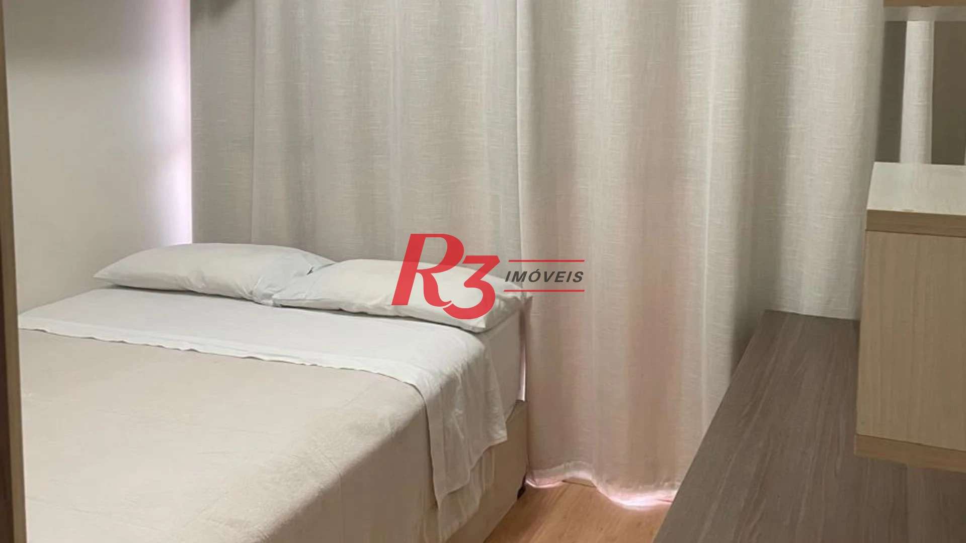 Apartamento com 3 dormitórios à venda, 92 m² por R$ 899.000,00 - Encruzilhada - Santos/SP