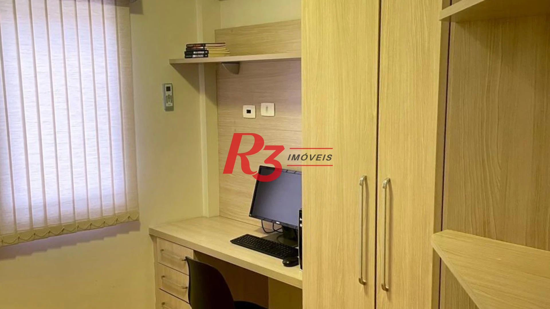Apartamento com 3 dormitórios à venda, 92 m² por R$ 899.000,00 - Encruzilhada - Santos/SP